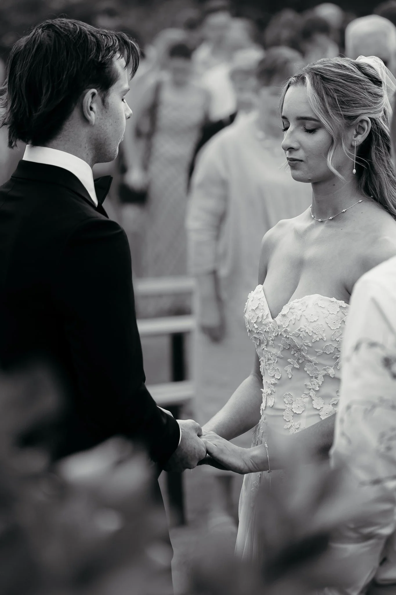 Adelaide hills wedding photographer christian couple praying 