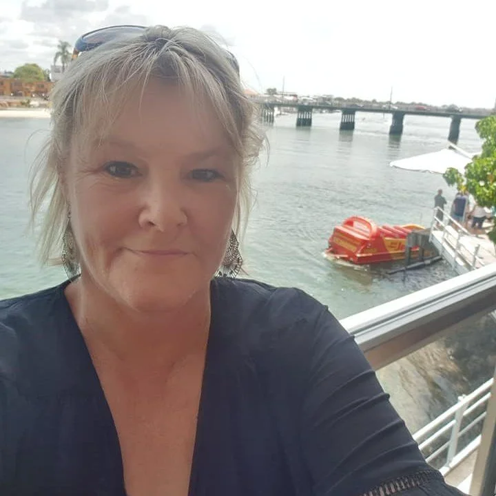 Fiona, owner of Miss Sassy Jewellery, a small female owned business, pictured in a client review after receiving business support, admin, and marketing assistance from Thrive Business Support.