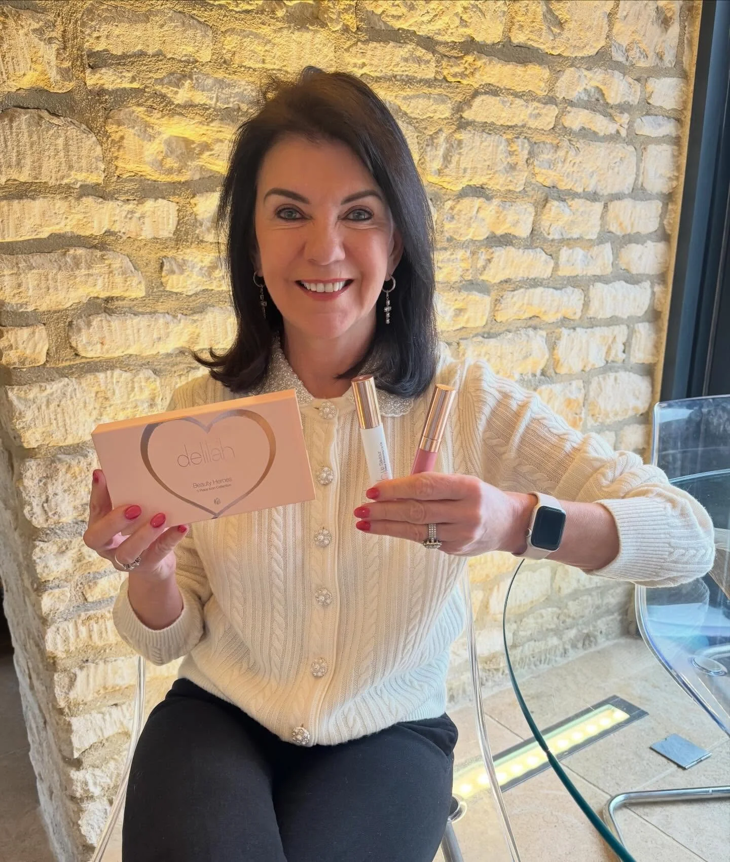 Thank you @delilahcosmetics for making my day with a lovely #gift of cosmetics. Eyes and lips today courtesy of your beautiful makeup