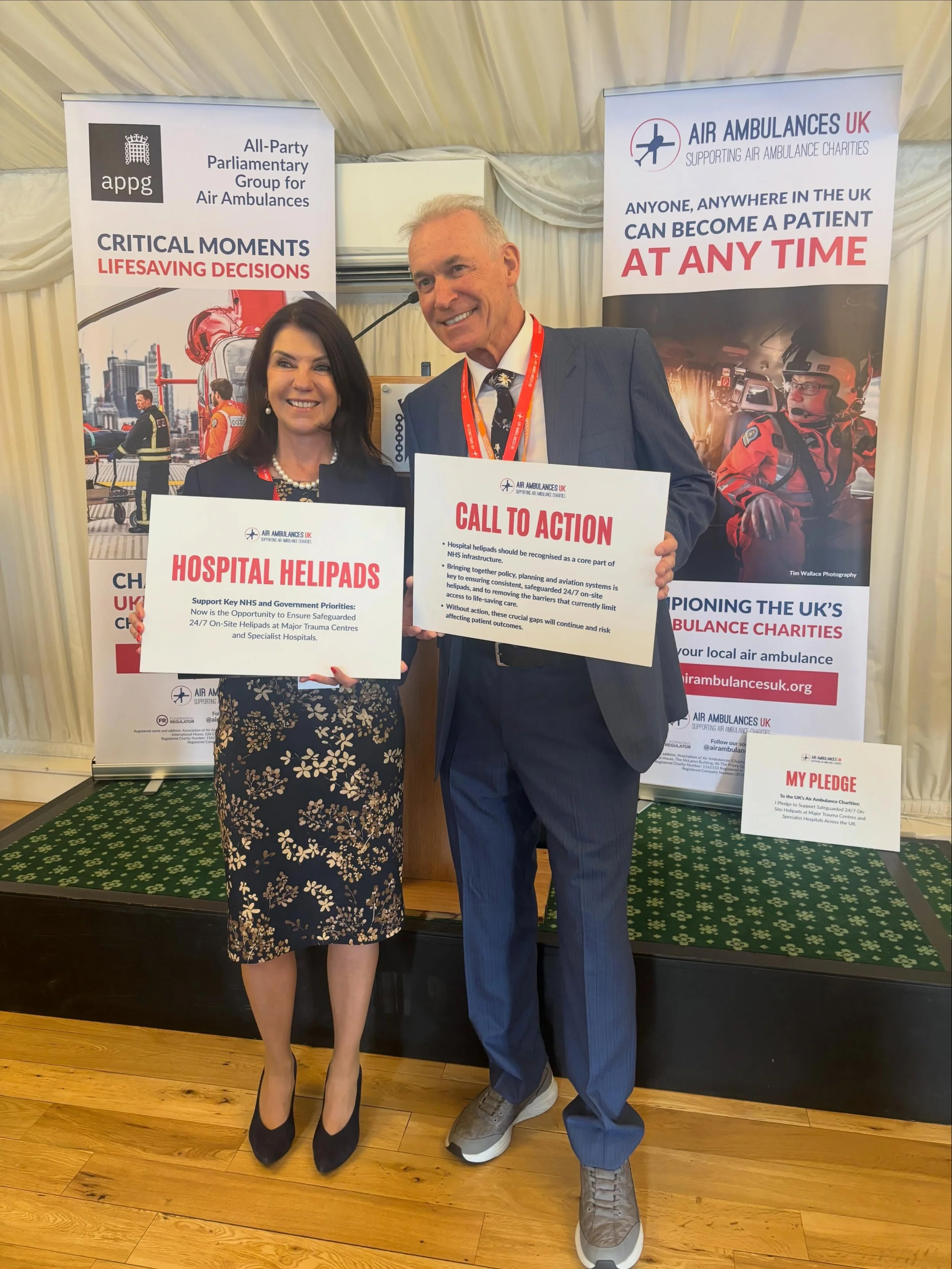 It was an honour to meet the @airambulances teams at @ukhouseofcommons today and to catch up with my old pal @drhilaryjones. Such an important All Party Parliamentary Group calling for more safeguarded 24/7 on-site hospital helipads to ensure more st
