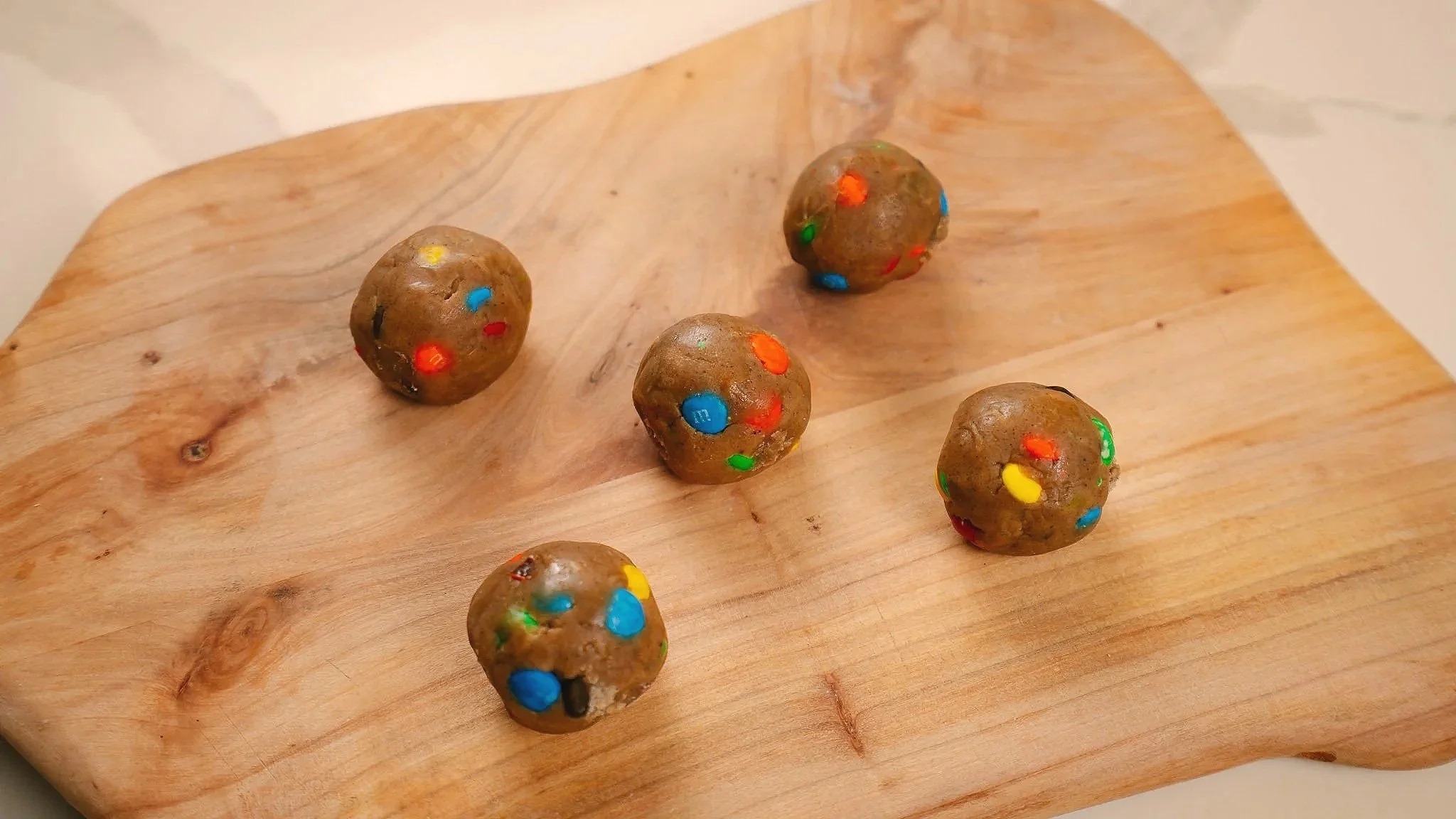 12 M&M's Cookies (Frozen)