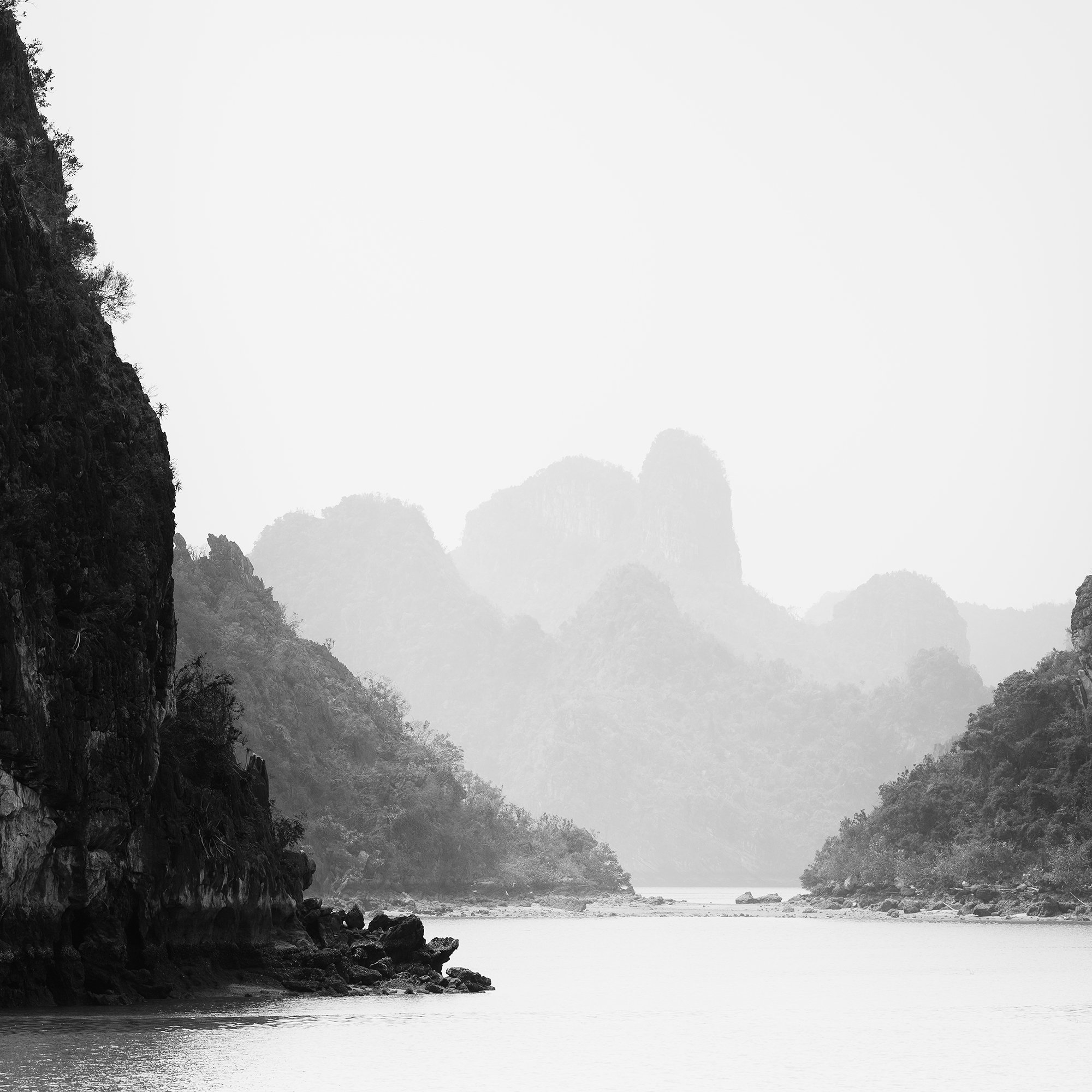 Detail of the atmospheric tonal transitions in Ha Long Bay Panorama, Study 1 by Gerald Berghammer.
