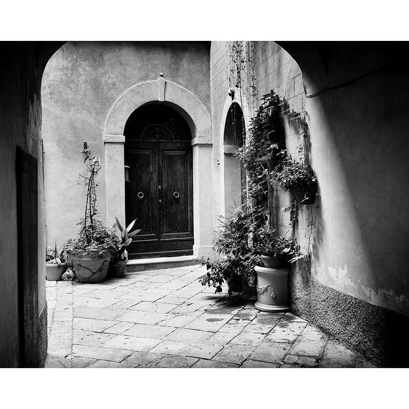 Gerald Berghammer - Tuscan Courtyard Study 2, Italy