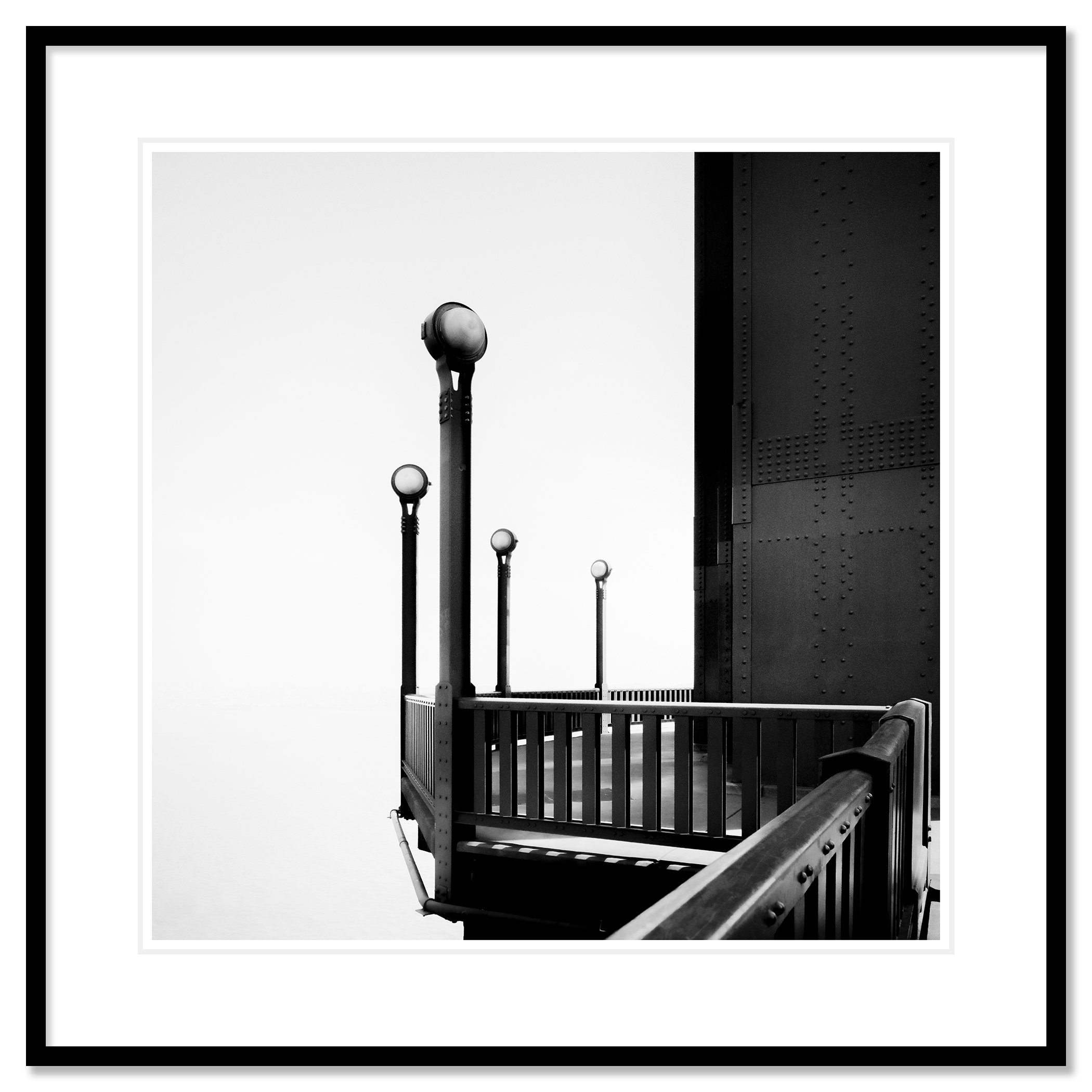 Golden Gate Study 9 – archival pigment print in a black aluminium frame with a white museum-quality mount by Gerald Berghammer.