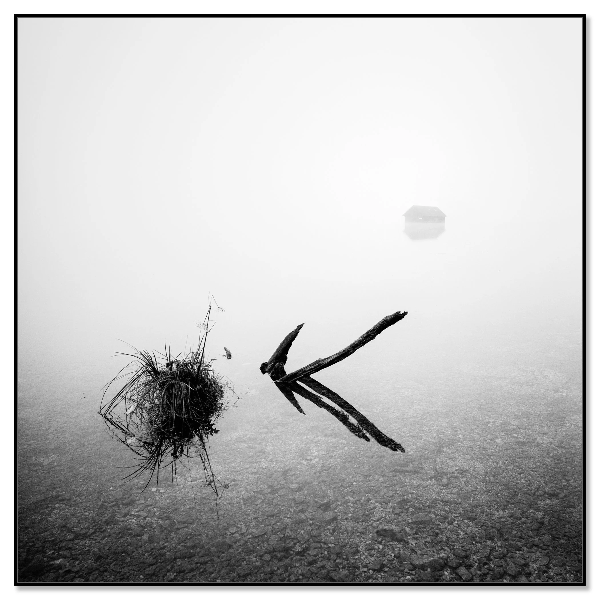 The Lake House – Austria, black-and-white photo print mounted to Dibond in a black aluminium ArtBox
