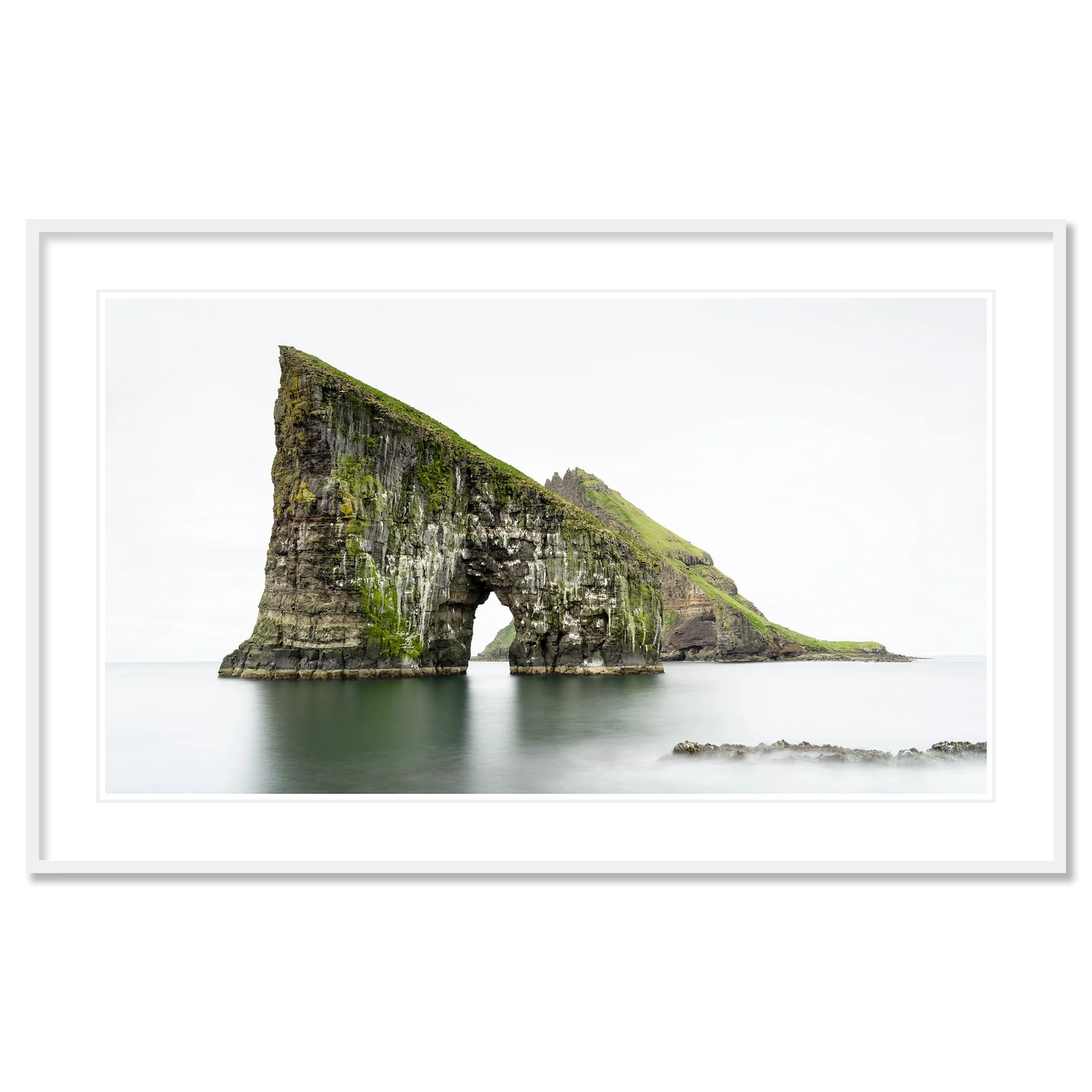 gerald-berghammer-drangarnir-sea-arch-study-2-faroe-islands-passepartout-white.jpg