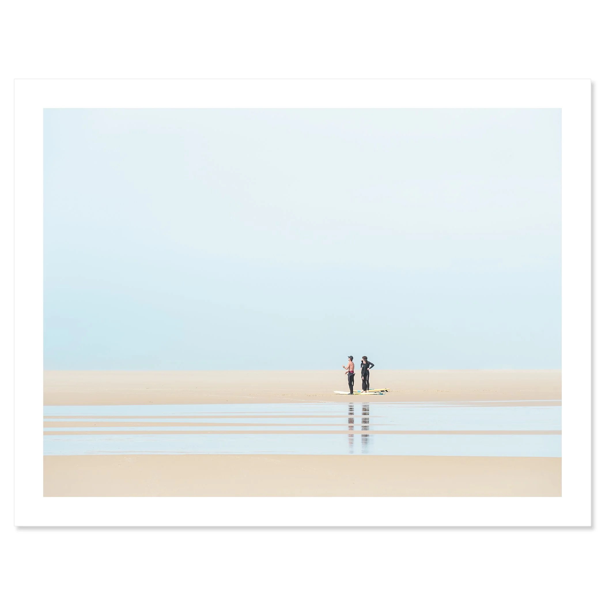 Wave Watcher, Study 1 – France, minimalist colour photograph as a fine art pigment print with white border. Photo by Gerald Berghammer.