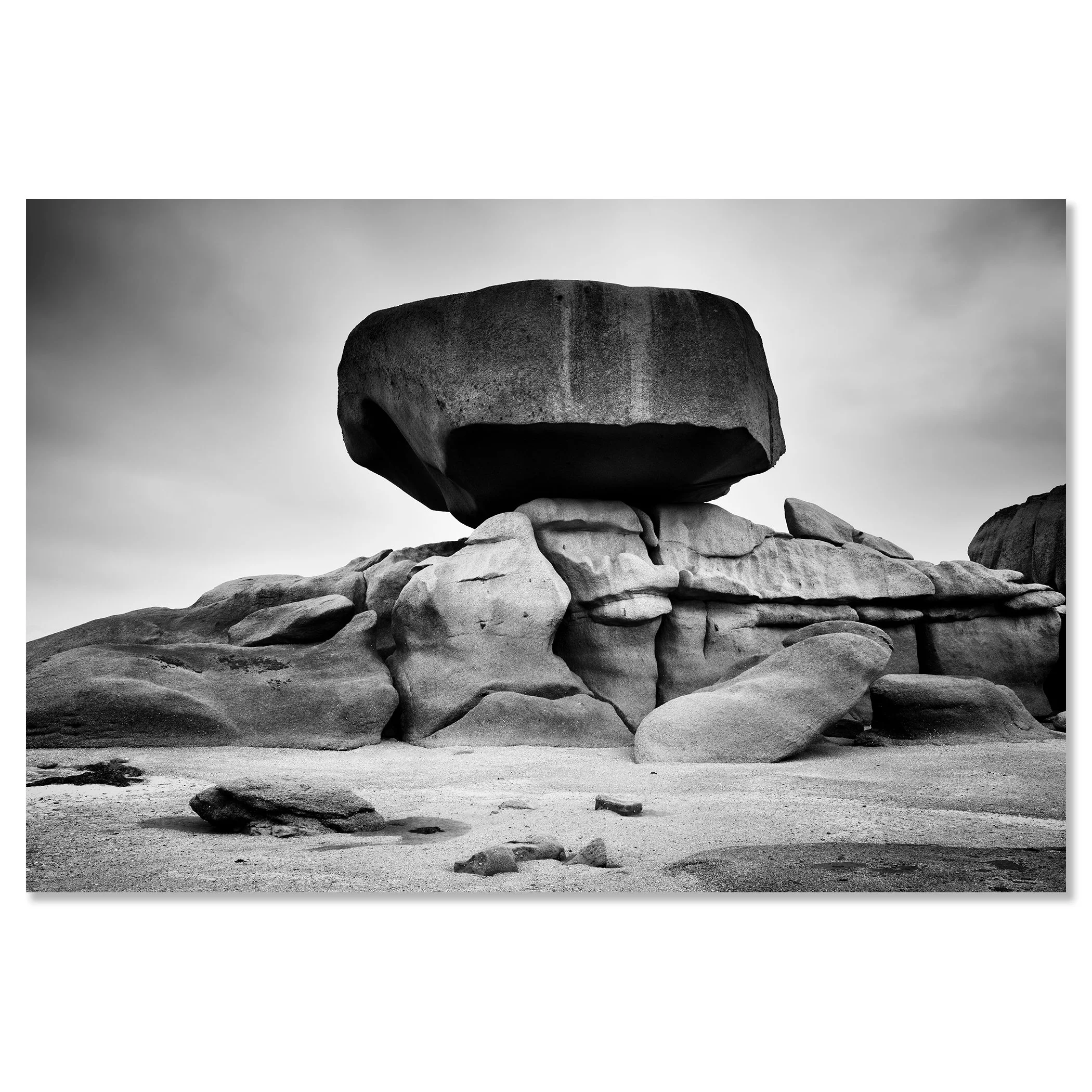 Abstract landscape of pink granite coast rock formations in Brittany – dibond frameless
