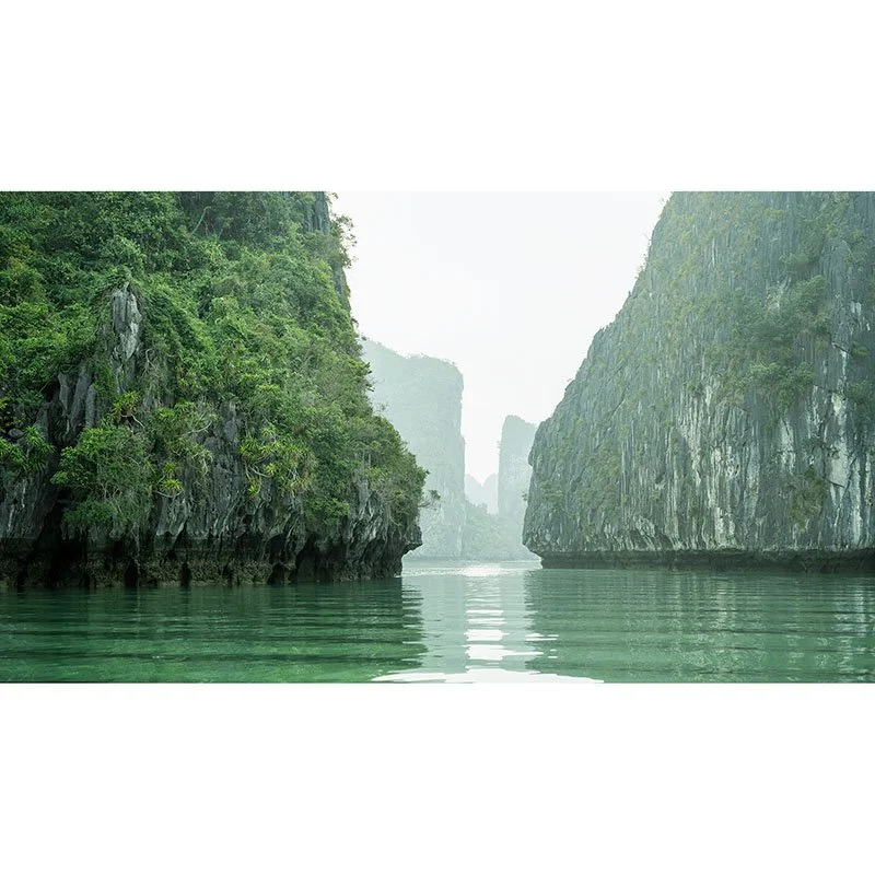 Seawater Canyon Panorama – Ha Long Bay, Vietnam | Gerald Berghammer