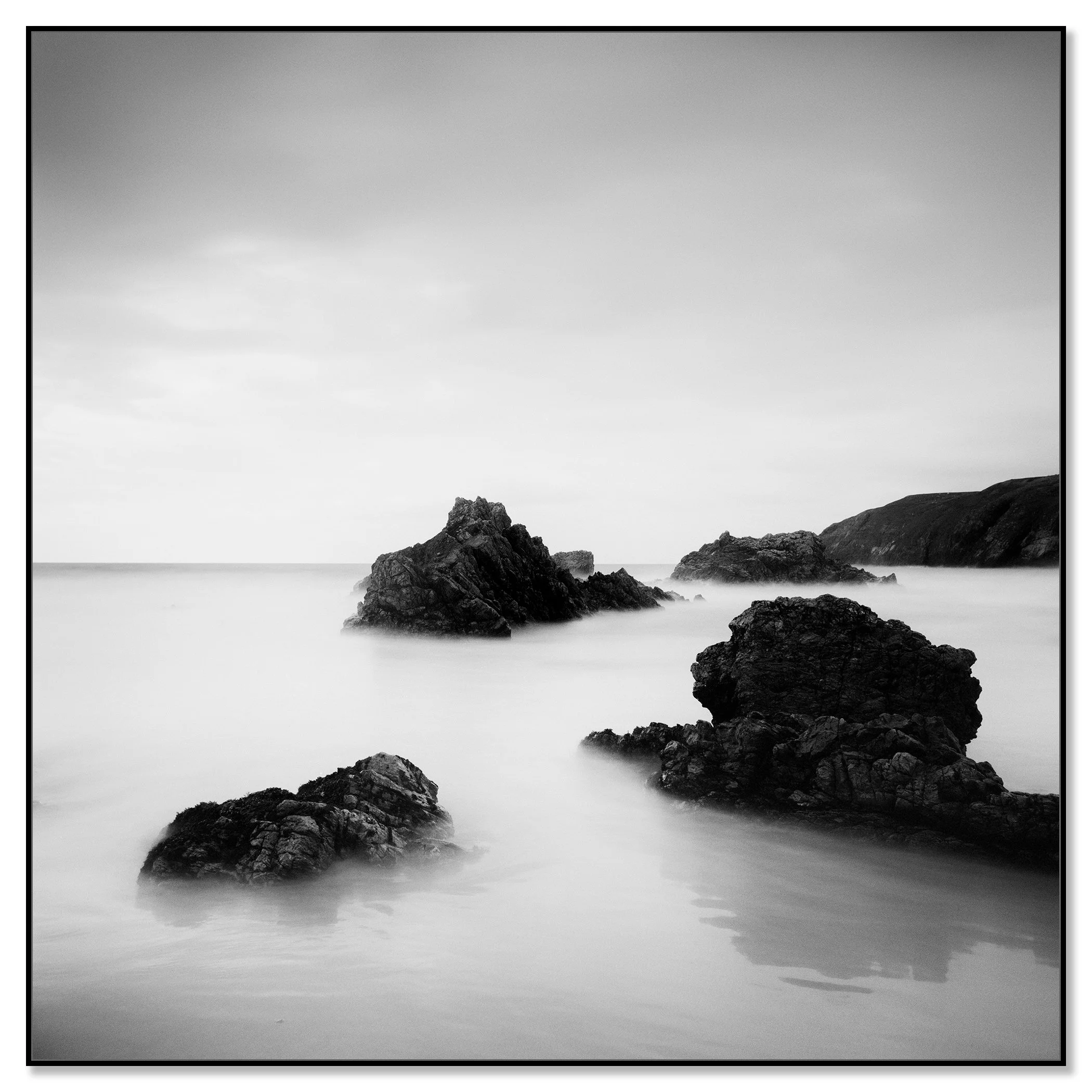 Award-Winning Beach Study 1 – Scotland as a photo print on Dibond in a black aluminium ArtBox