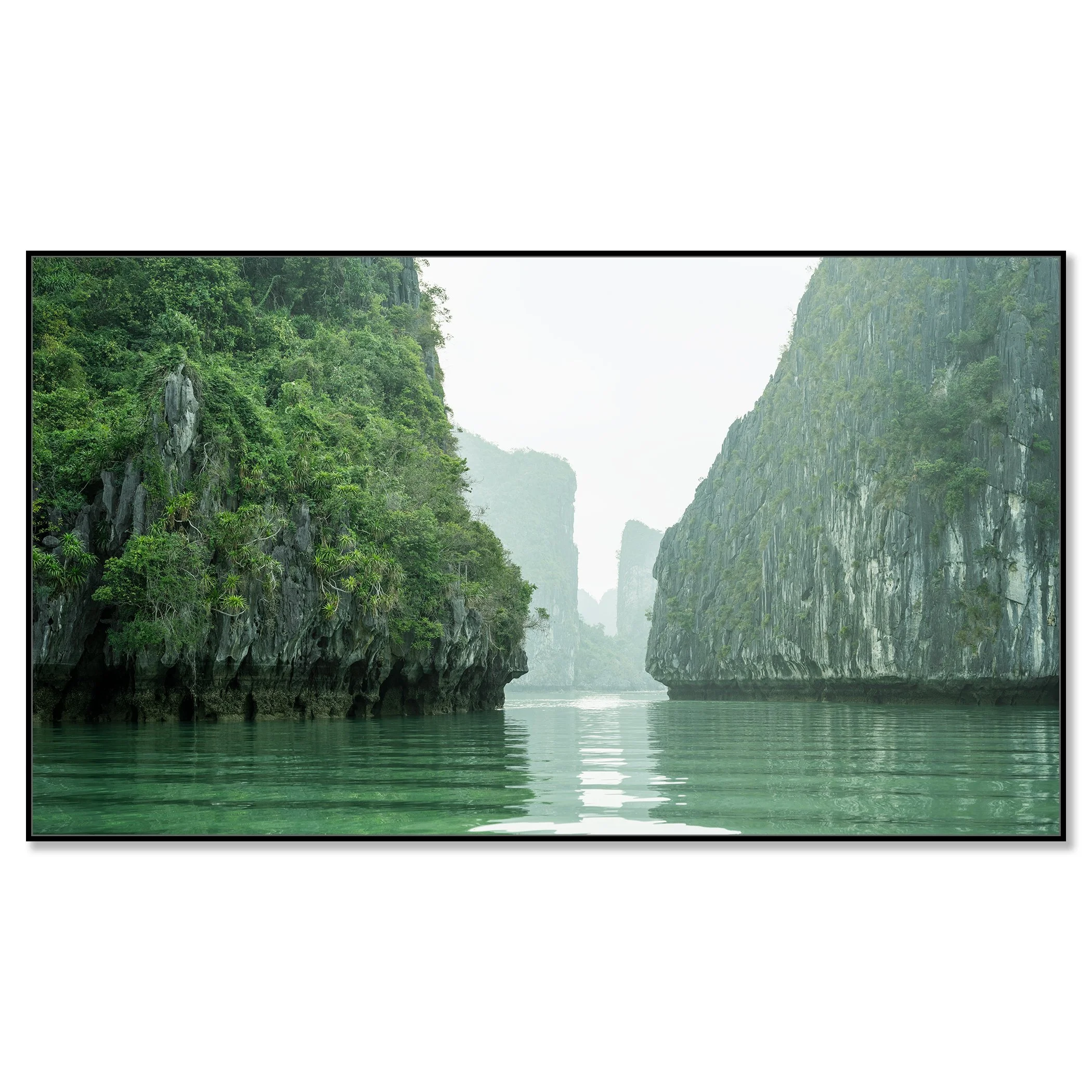 Seawater Canyon Panorama – colour photograph on Dibond in a black aluminium ArtBox. Photo by Gerald Berghammer.