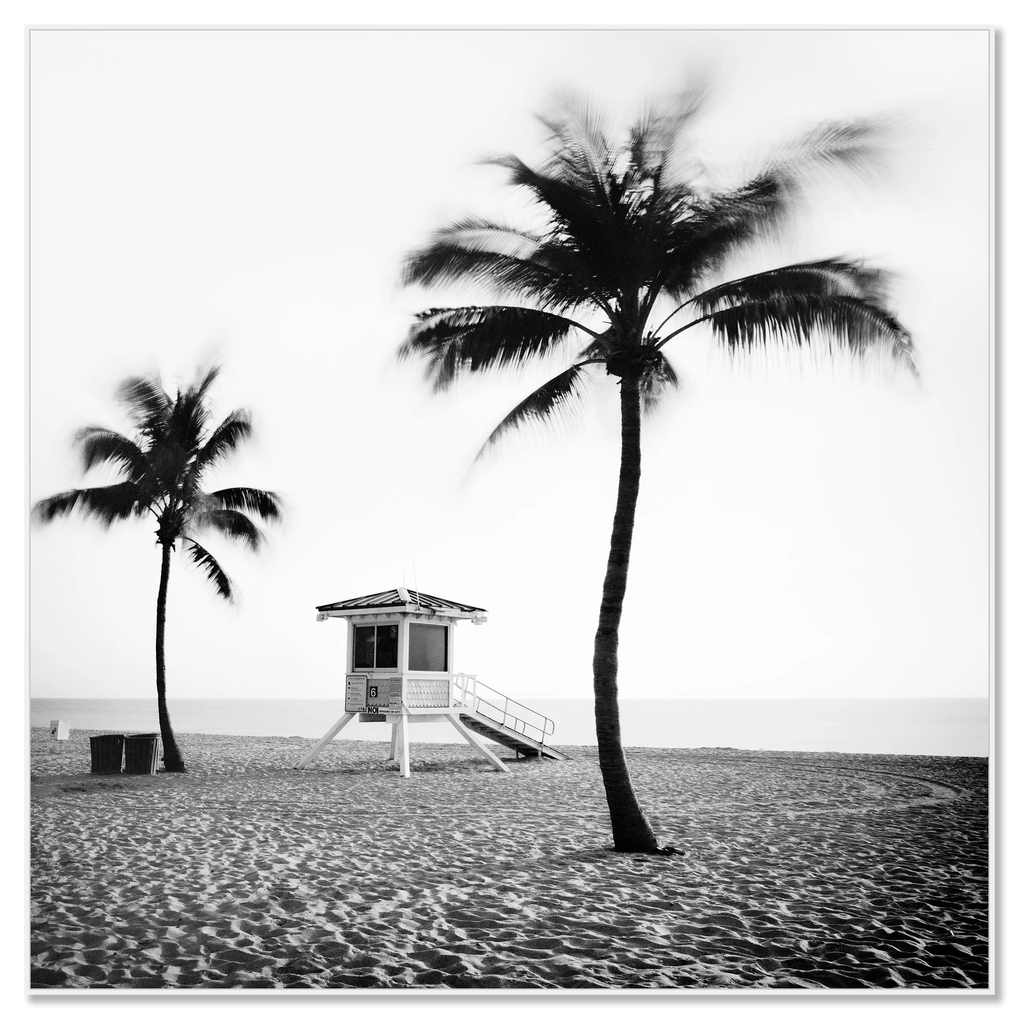 Fort Lauderdale Beach, Study 4 – black-and-white Dibond print in a white aluminium ArtBox frame.