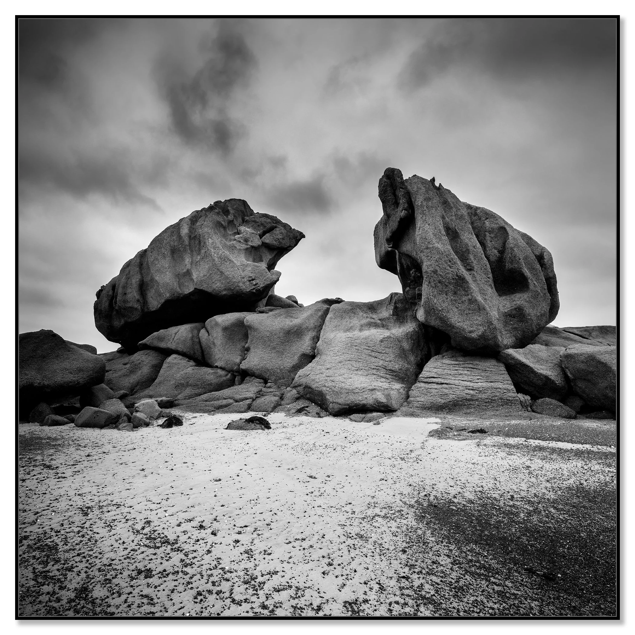 Crab Claws Rock Study 1 by Gerald Berghammer, black-and-white Dibond print in a black aluminium ArtBox frame.