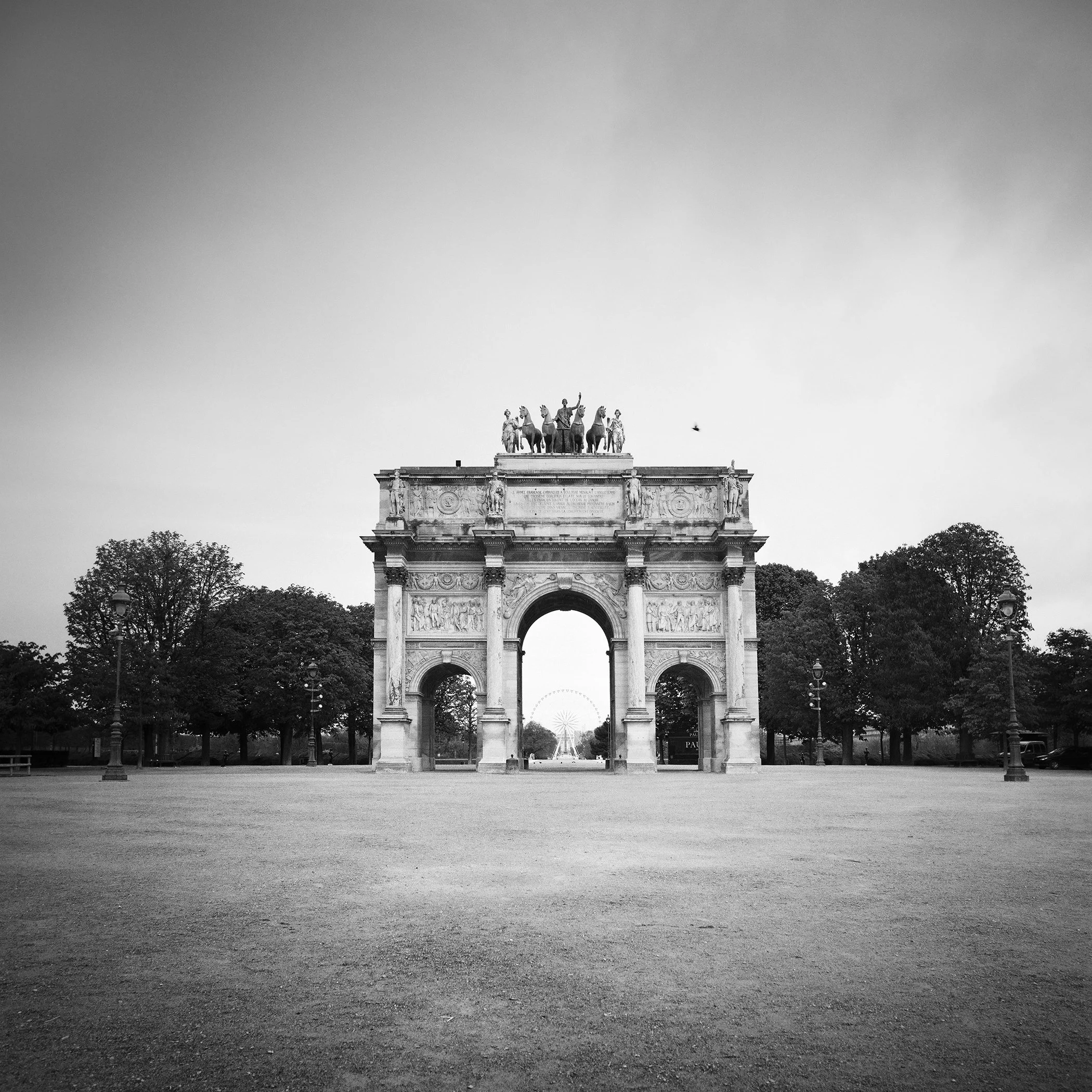 Arc de Triomphe du Carrousel, an analogue black-and-white fine art photograph in Paris by Gerald Berghammer.