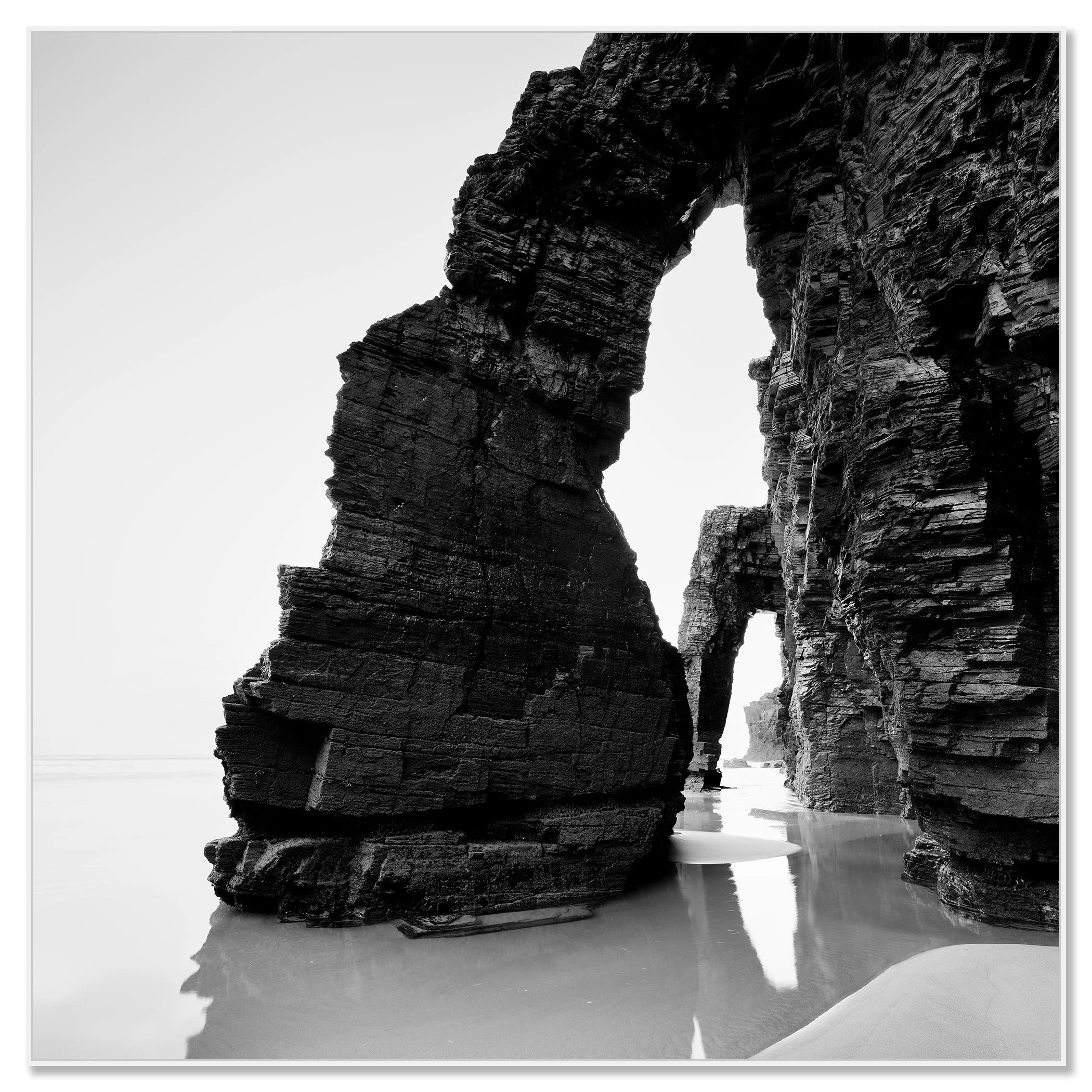 Arches on Catedrais Beach Study 4 mounted on aluminium Dibond in a white ArtBox frame by Gerald Berghammer.