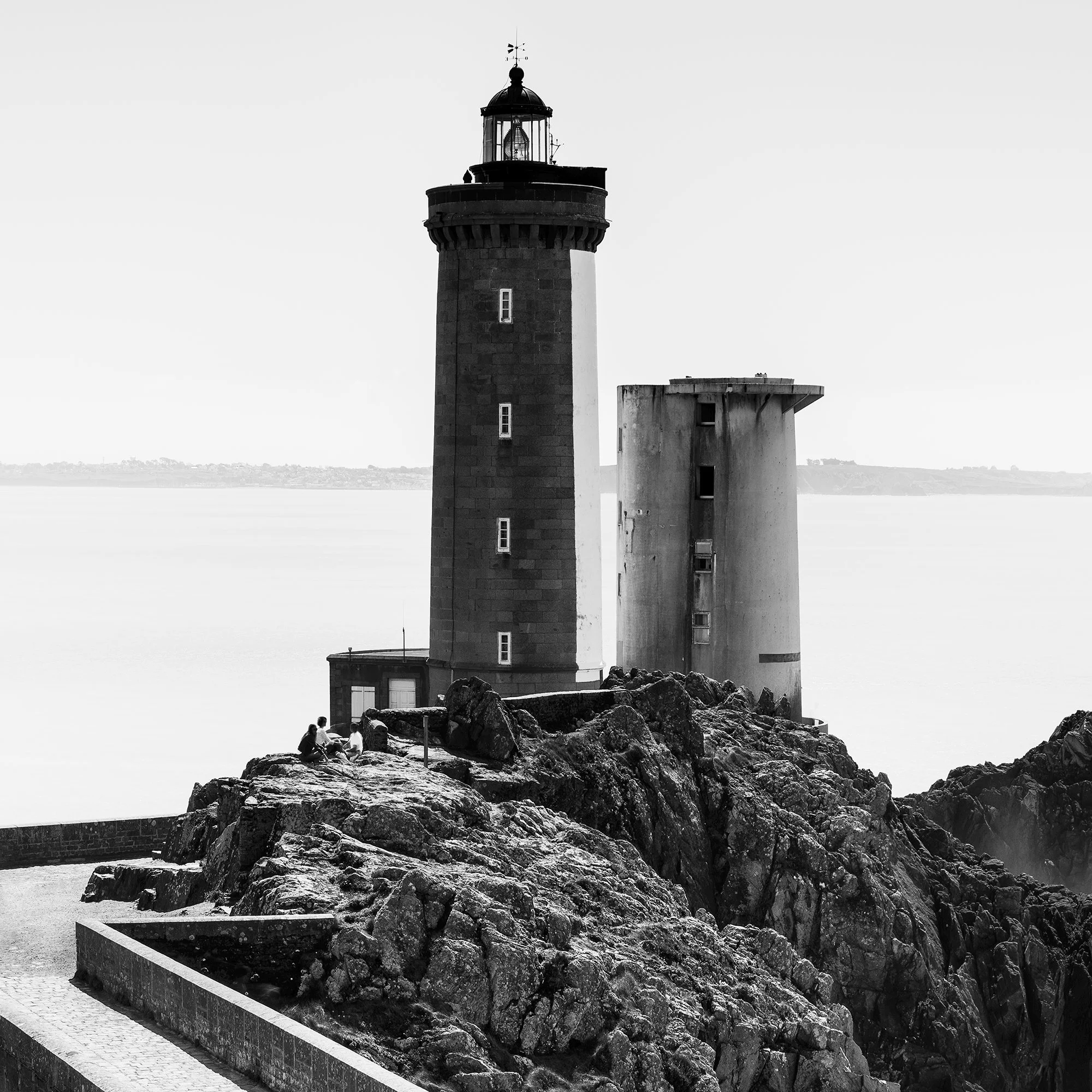 Detail of Petit Minou Lighthouse Study 1 – black-and-white coastal fine art photograph by Gerald Berghammer.