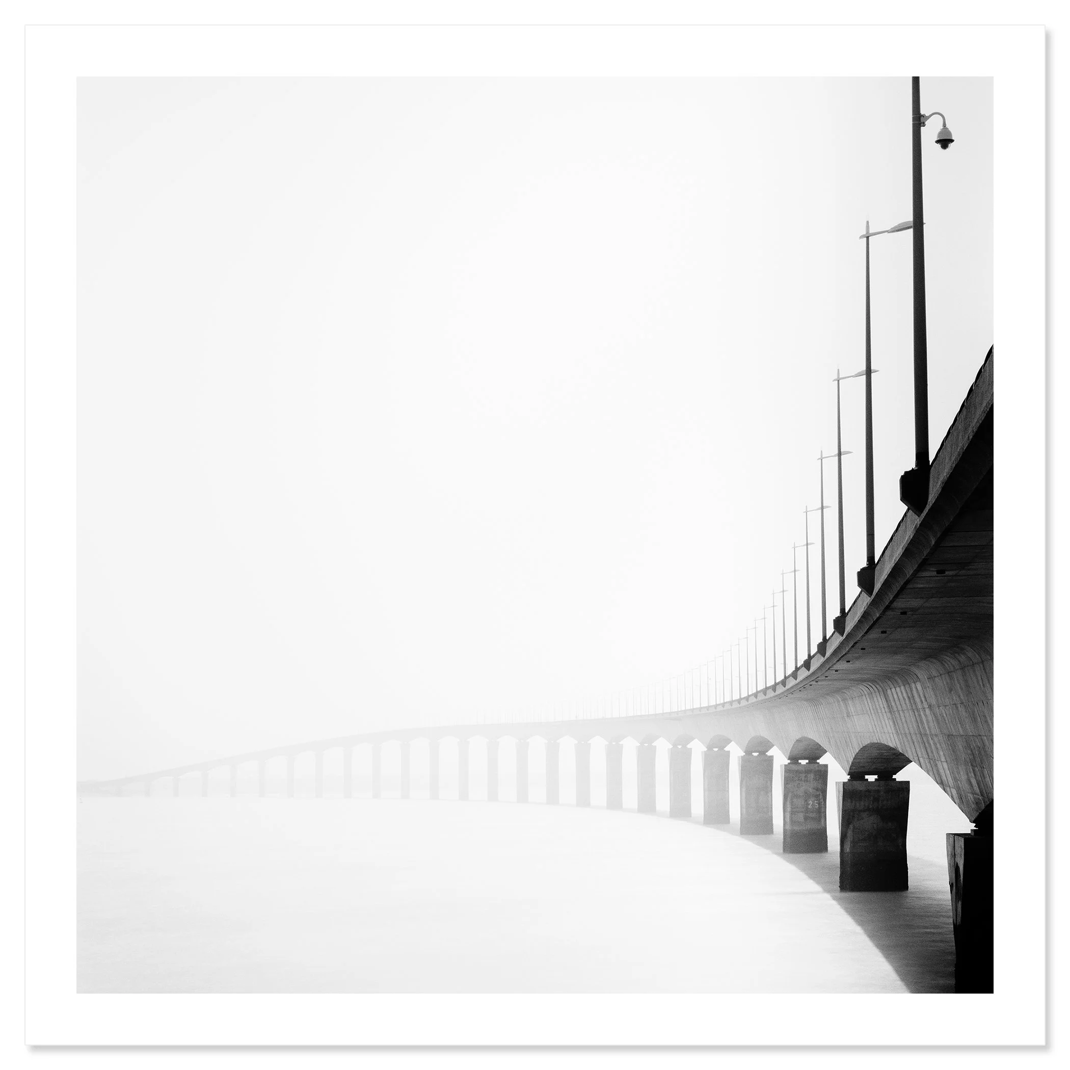 Pont de l’Île de Ré Study 1 as an archival pigment print on Hahnemühle Photo Rag Baryta by Gerald Berghammer.