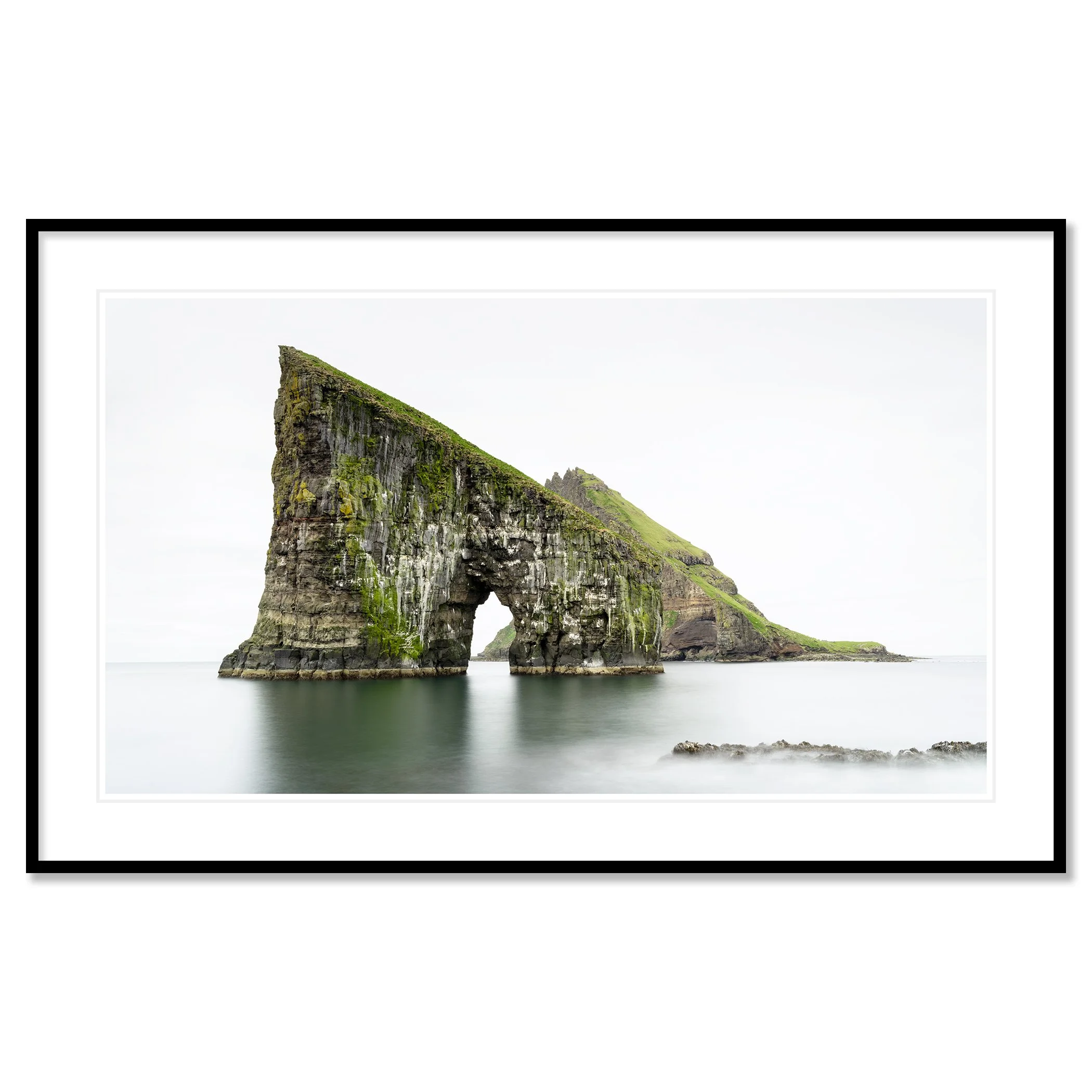 gerald-berghammer-drangarnir-sea-arch-study-2-faroe-islands-passepartout-black.jpg