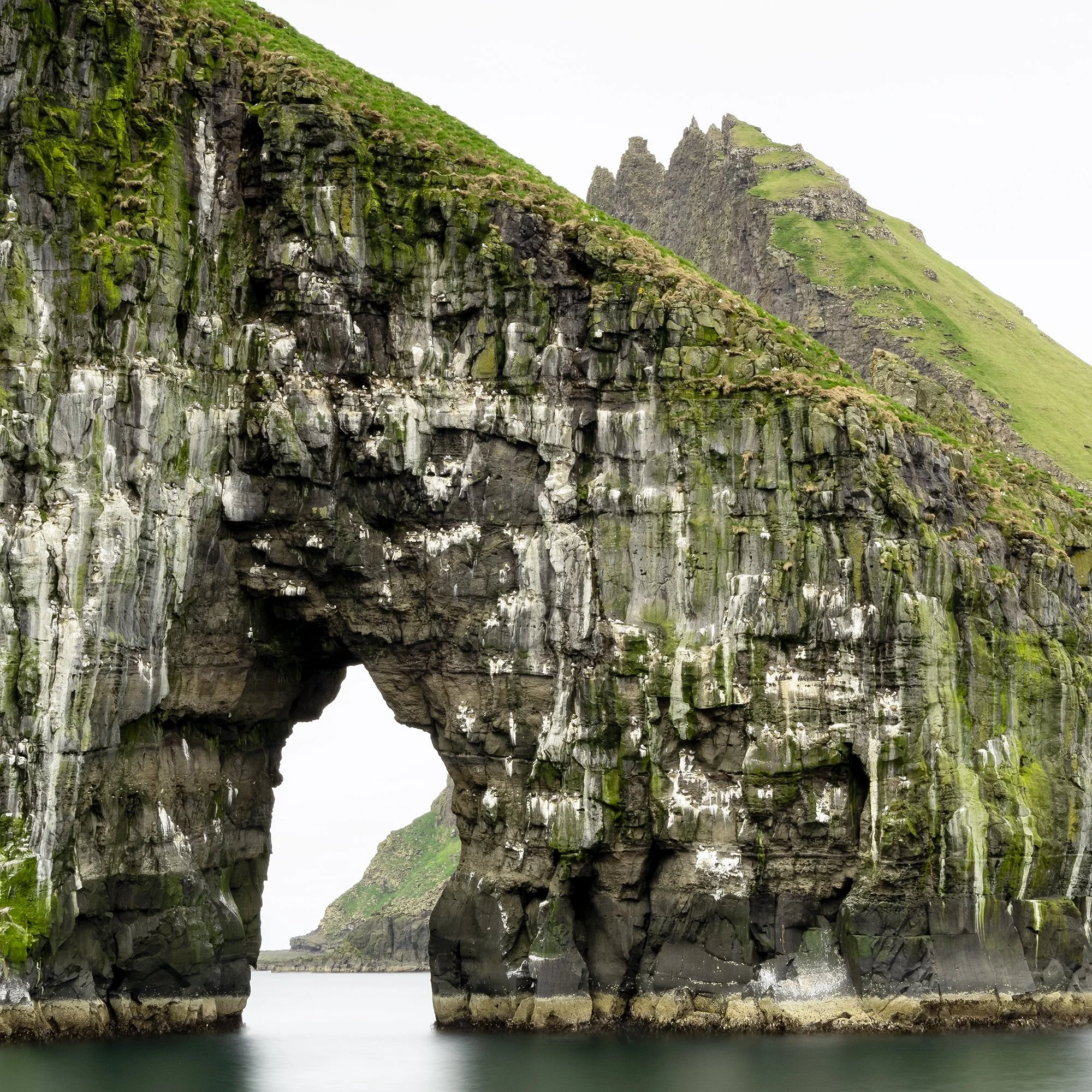 gerald-berghammer-drangarnir-sea-arch-study-2-faroe-islands-detail-3.jpg