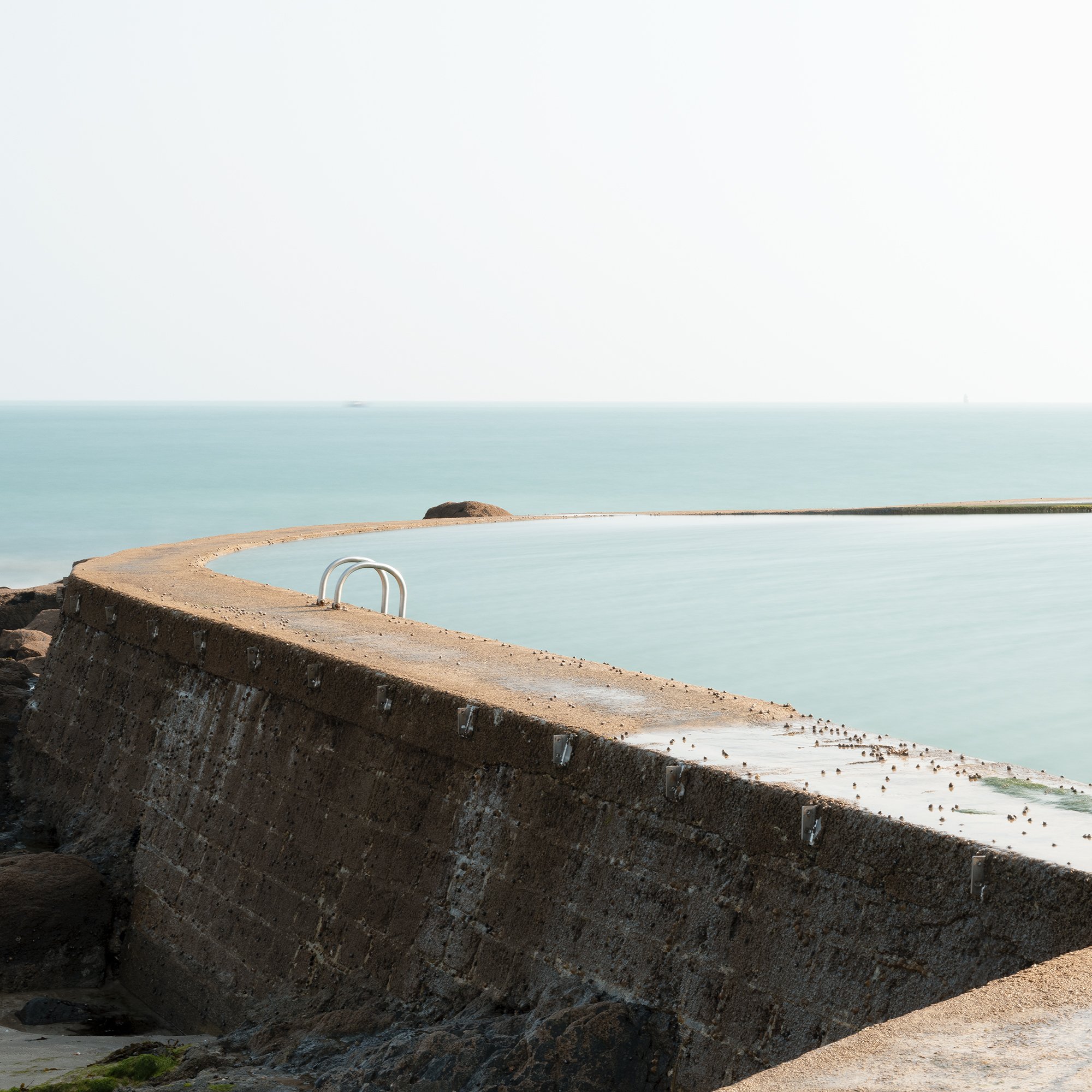 Detail of Seawater Swimming Pool, Study 1 showing calm water and the diving platform, photo by Gerald Berghammer.
