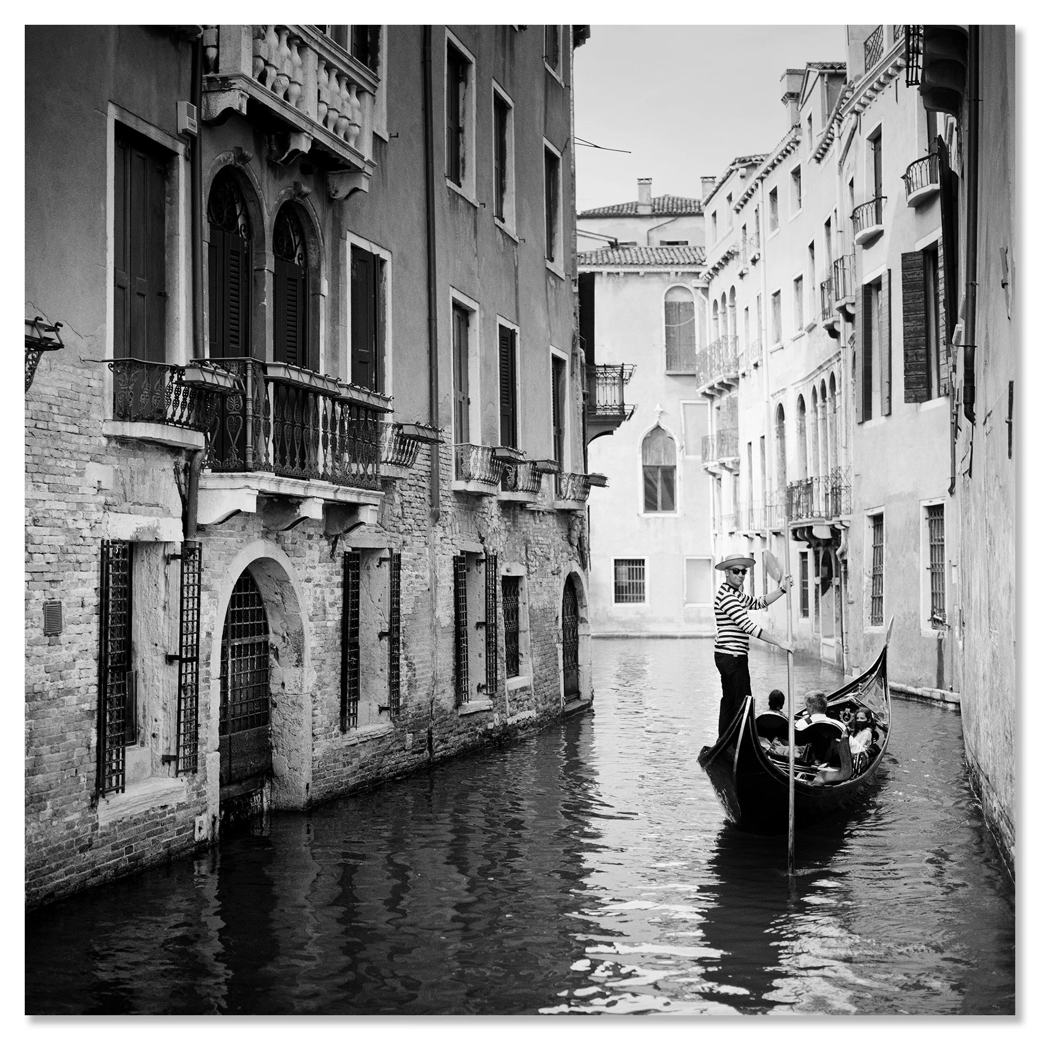 Gondolier, Study 1 – black-and-white photograph mounted on aluminium Dibond and presented frameless.