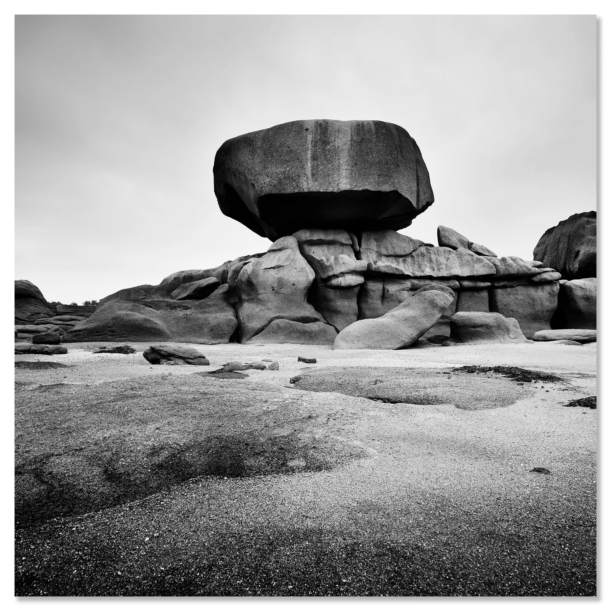 Pink Granite Coast Study 1 displayed as a frameless black-and-white artwork mounted on aluminium Dibond by Gerald Berghammer.