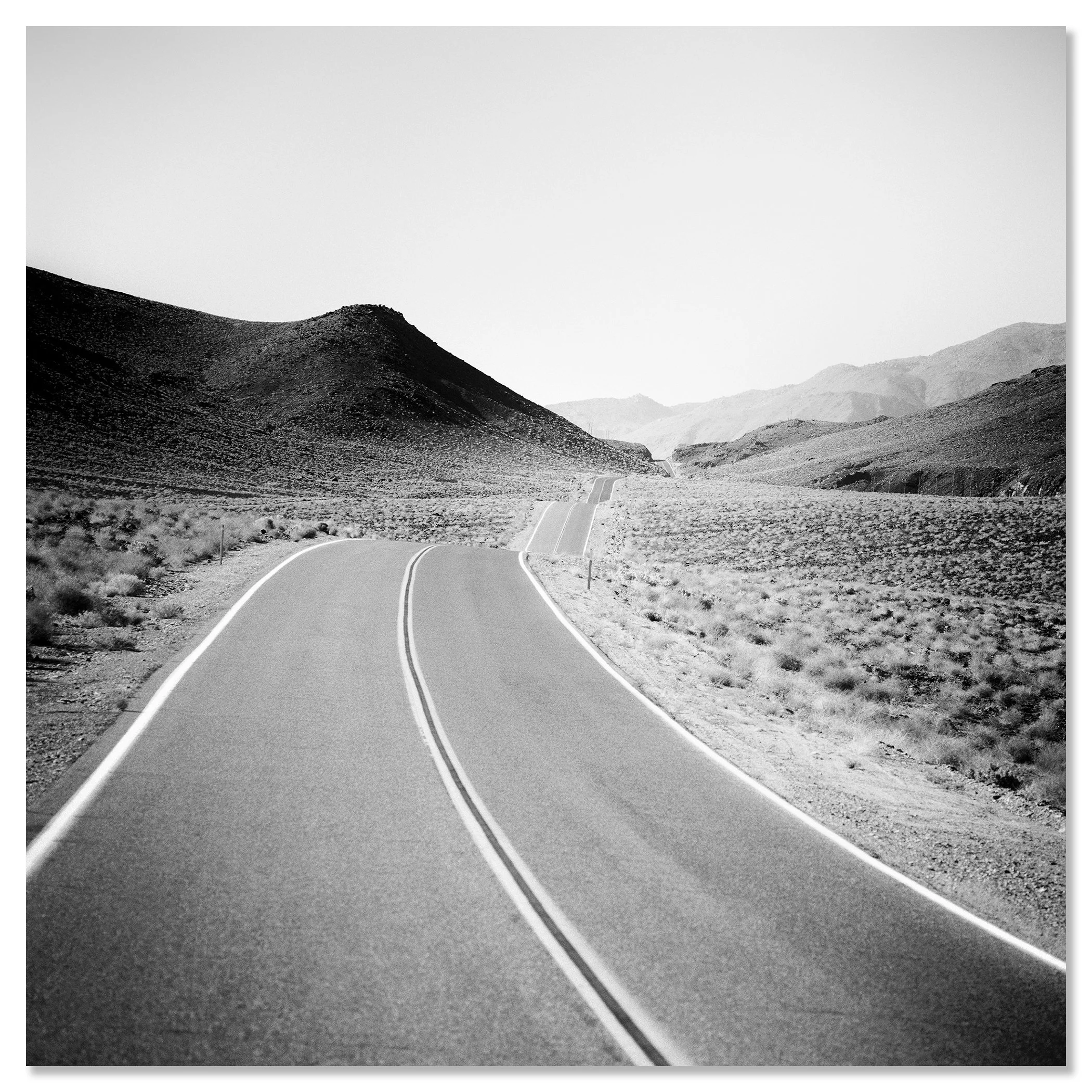 Way to Nowhere, Study 1 – frameless black-and-white photograph on aluminium Dibond. Photo by Gerald Berghammer.