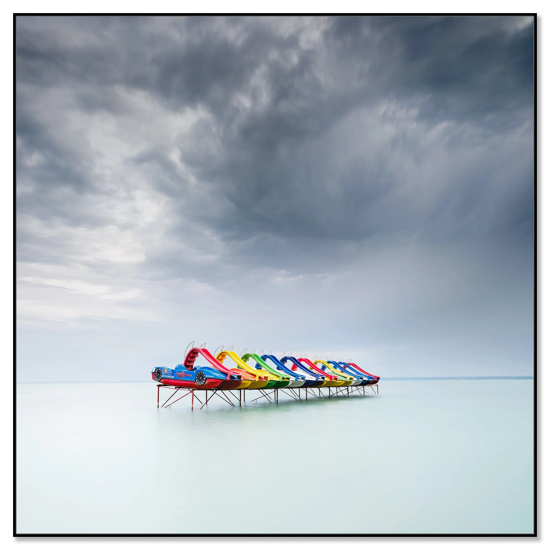 Pedal Boat, Colour Study 2 – colour photograph in a black aluminium ArtBox. Photo by Gerald Berghammer.