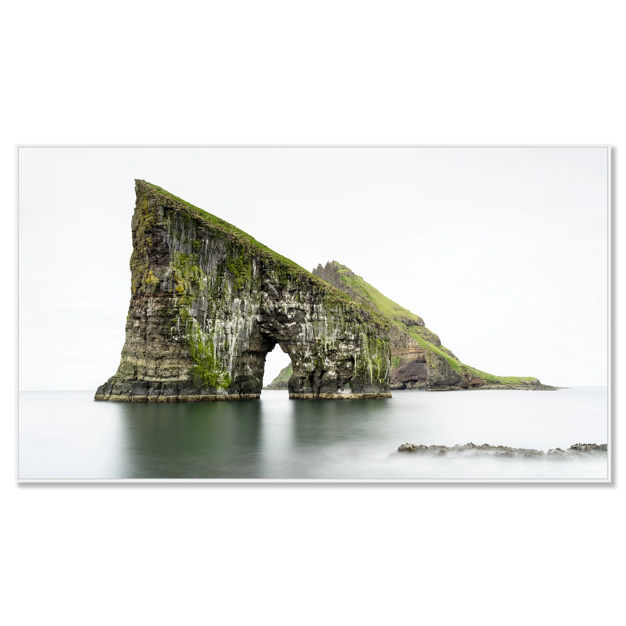 gerald-berghammer-drangarnir-sea-arch-study-2-faroe-islands-dibond-artbox-white.jpg