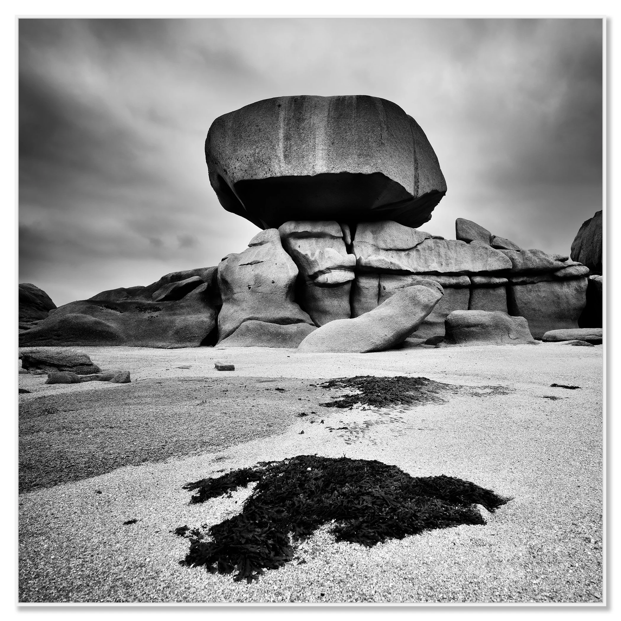 Pink Granite Coast, Study 3 – black-and-white photograph mounted on Dibond in a white aluminium ArtBox.