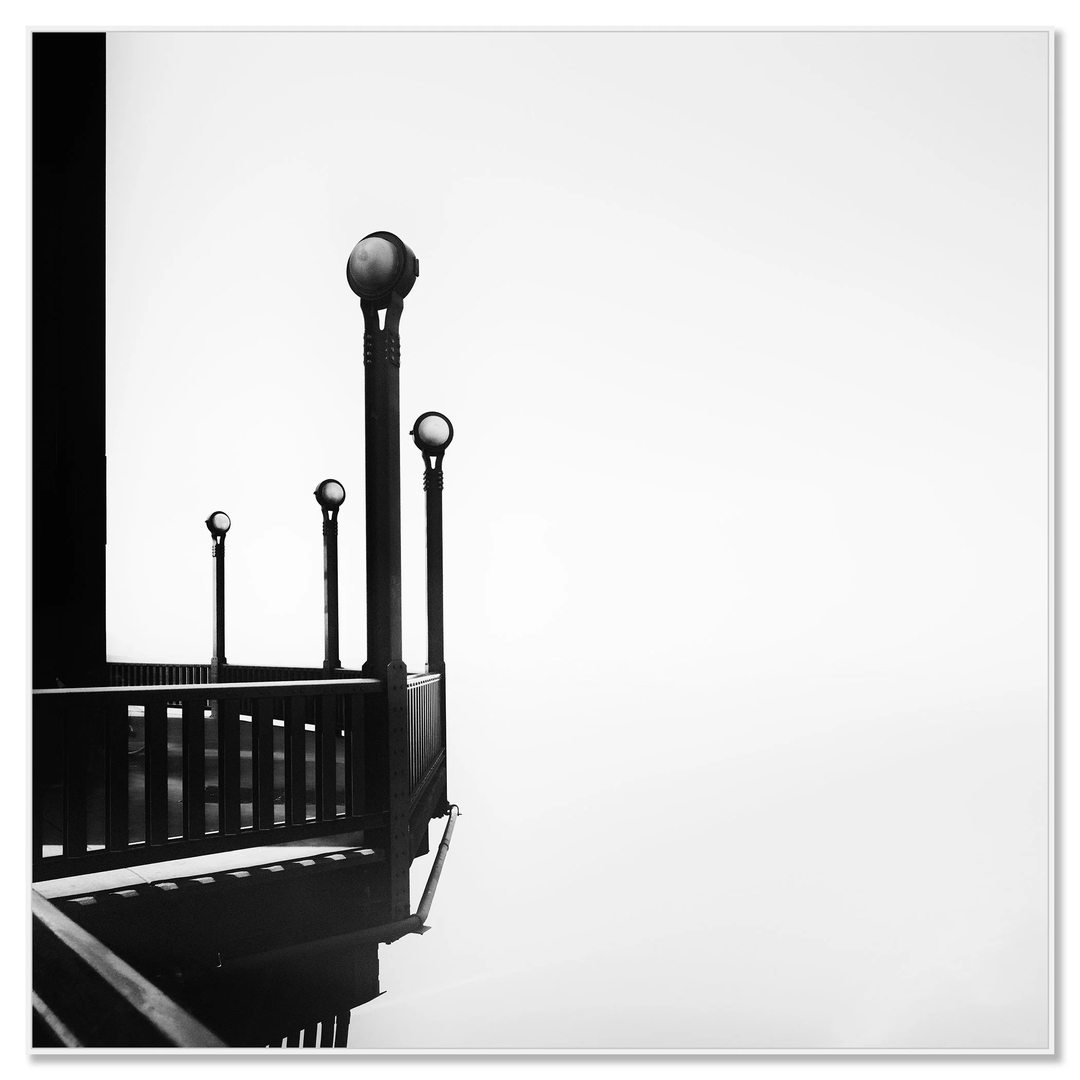 Golden Gate, Study 6 – black-and-white photograph presented in a white aluminium ArtBox frame.
