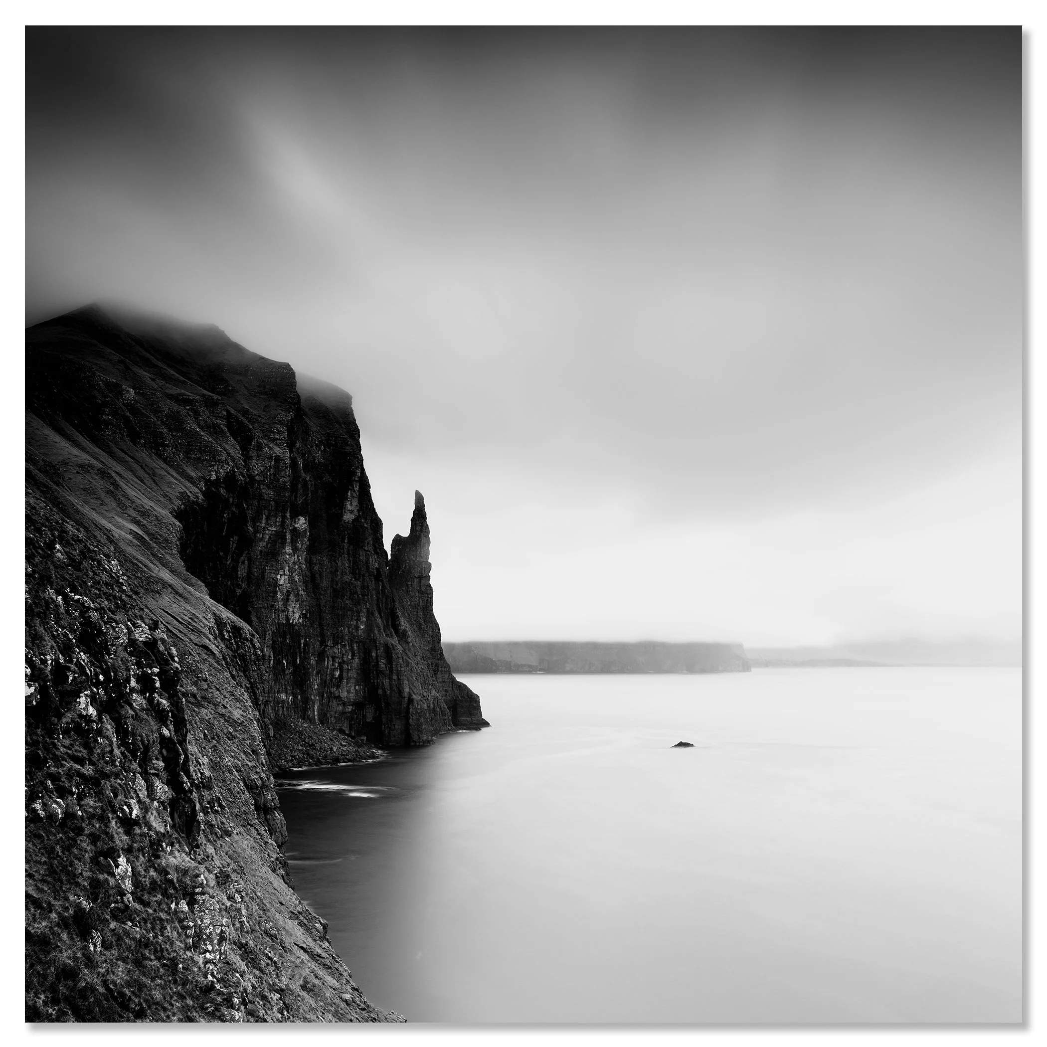 Trøllkonufingur Monolith Study 1 presented as a frameless black-and-white artwork mounted on aluminium Dibond by Gerald Berghammer.
