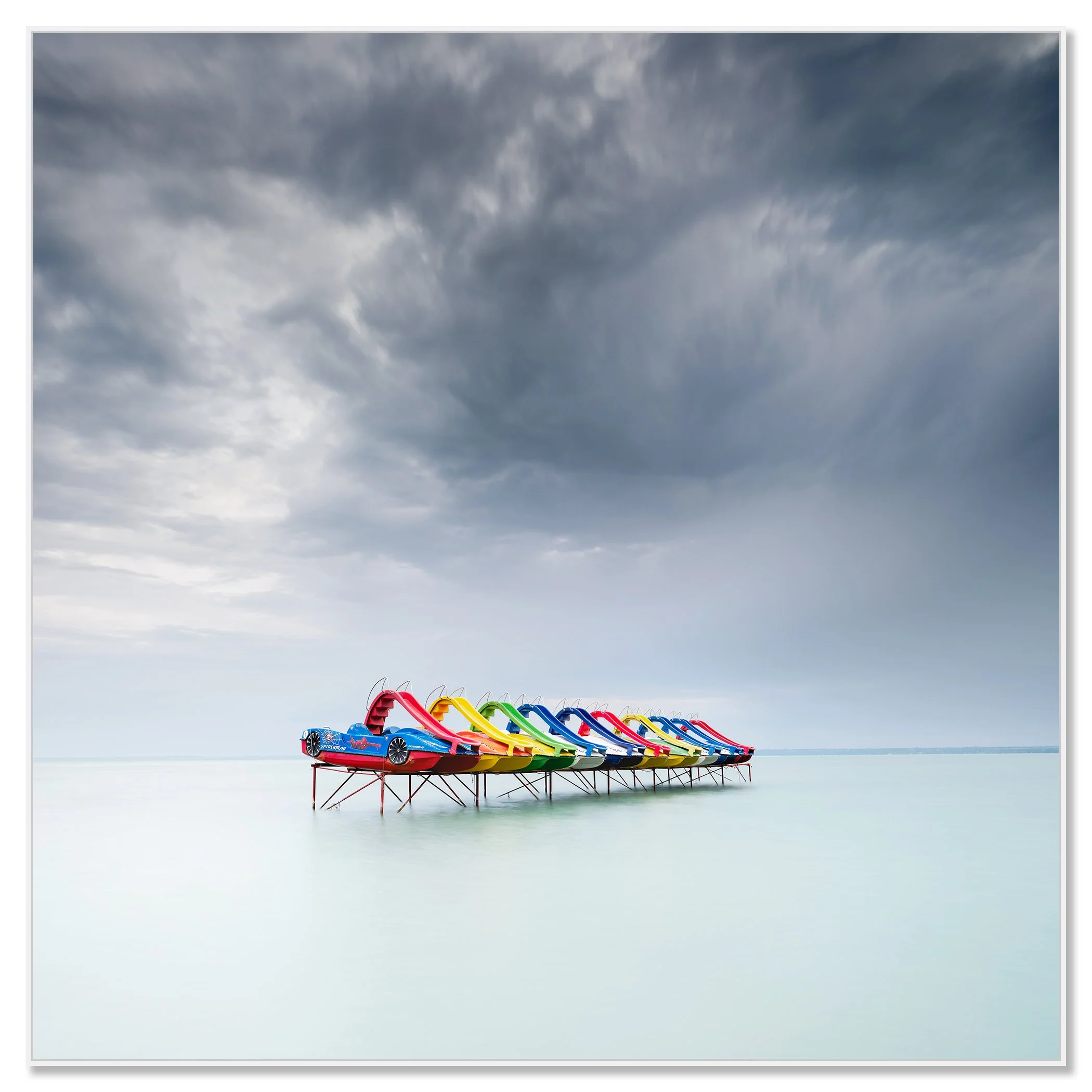 Pedal Boat, Colour Study 2 – colour photograph in a white aluminium ArtBox. Photo by Gerald Berghammer.