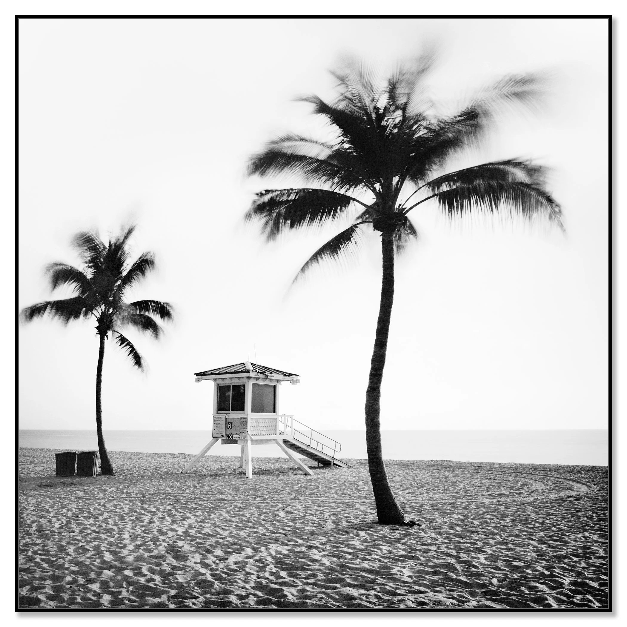Fort Lauderdale Beach, Study 4 black-and-white Dibond print in a black aluminium ArtBox by Gerald Berghammer.