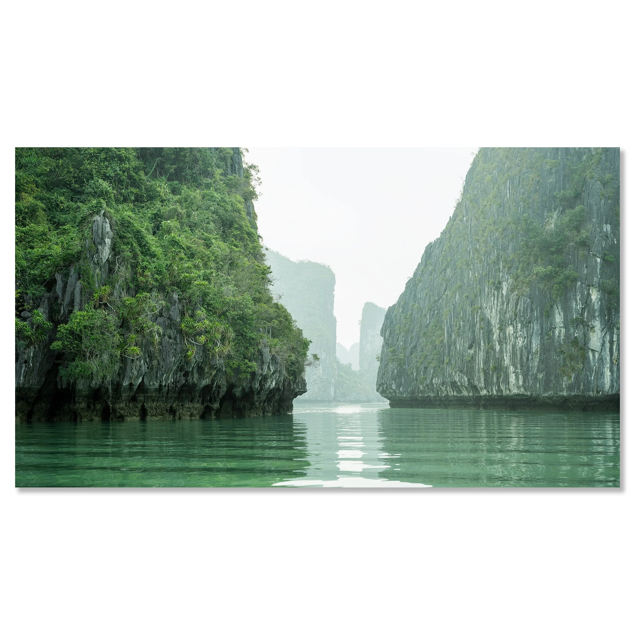 Seawater Canyon Panorama – frameless colour photograph on aluminium Dibond, Ha Long Bay, Vietnam. Photo by Gerald Berghammer.