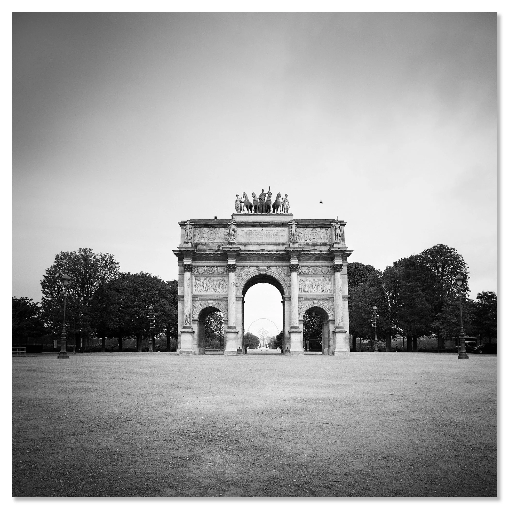 Arc de Triomphe du Carrousel displayed as a frameless aluminium Dibond print by Gerald Berghammer.
