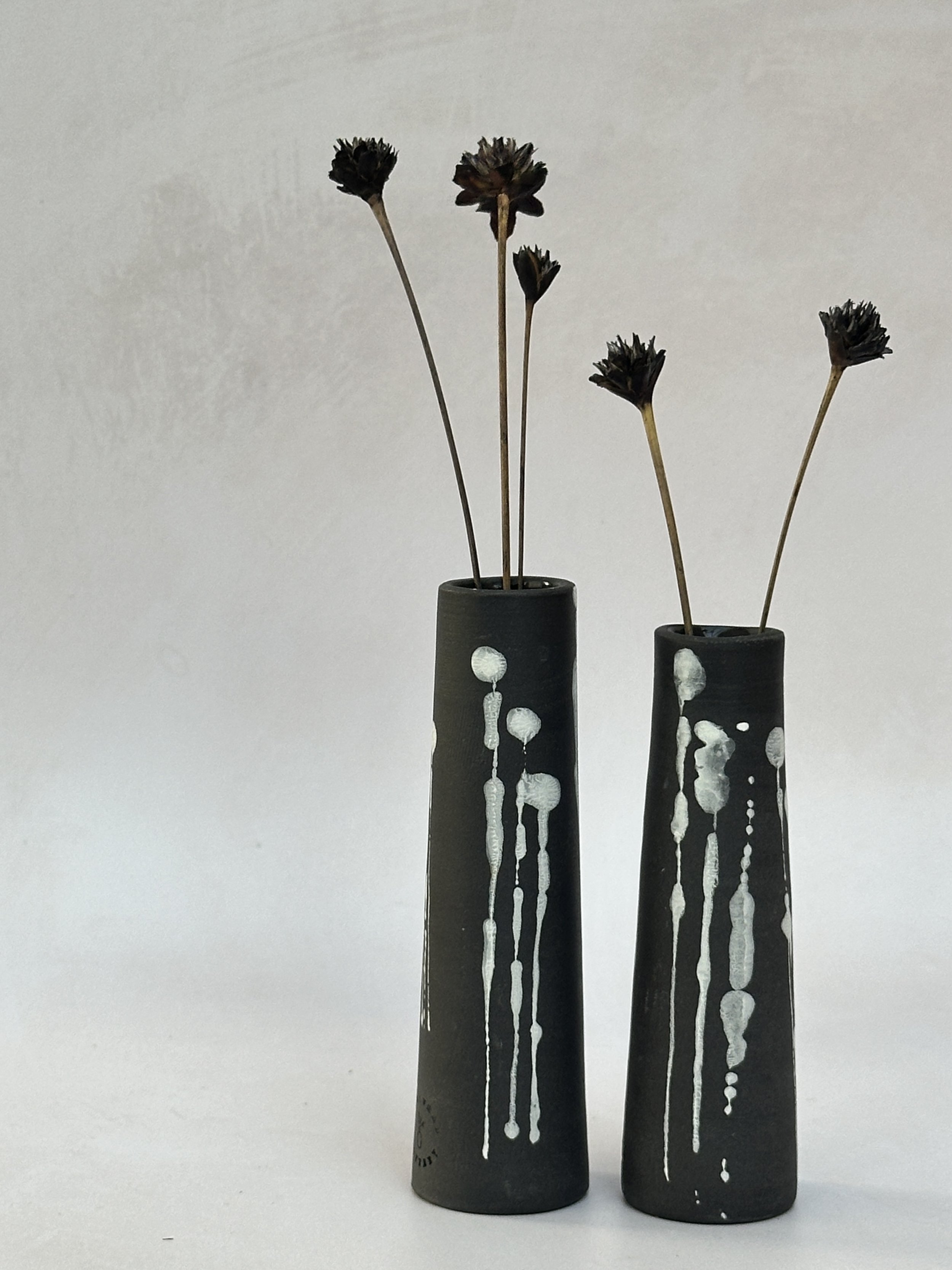 Black porcelain stem vase