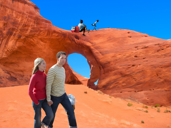 Natural Arch, Monument Valley, Arizona, USA.png