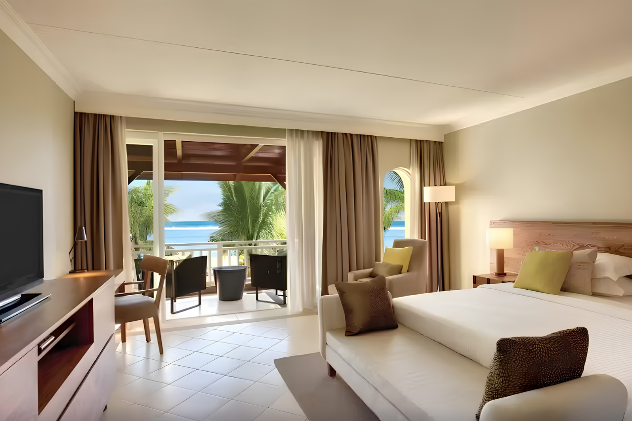 Book hotel Outrigger Mauritius Beach Resort
