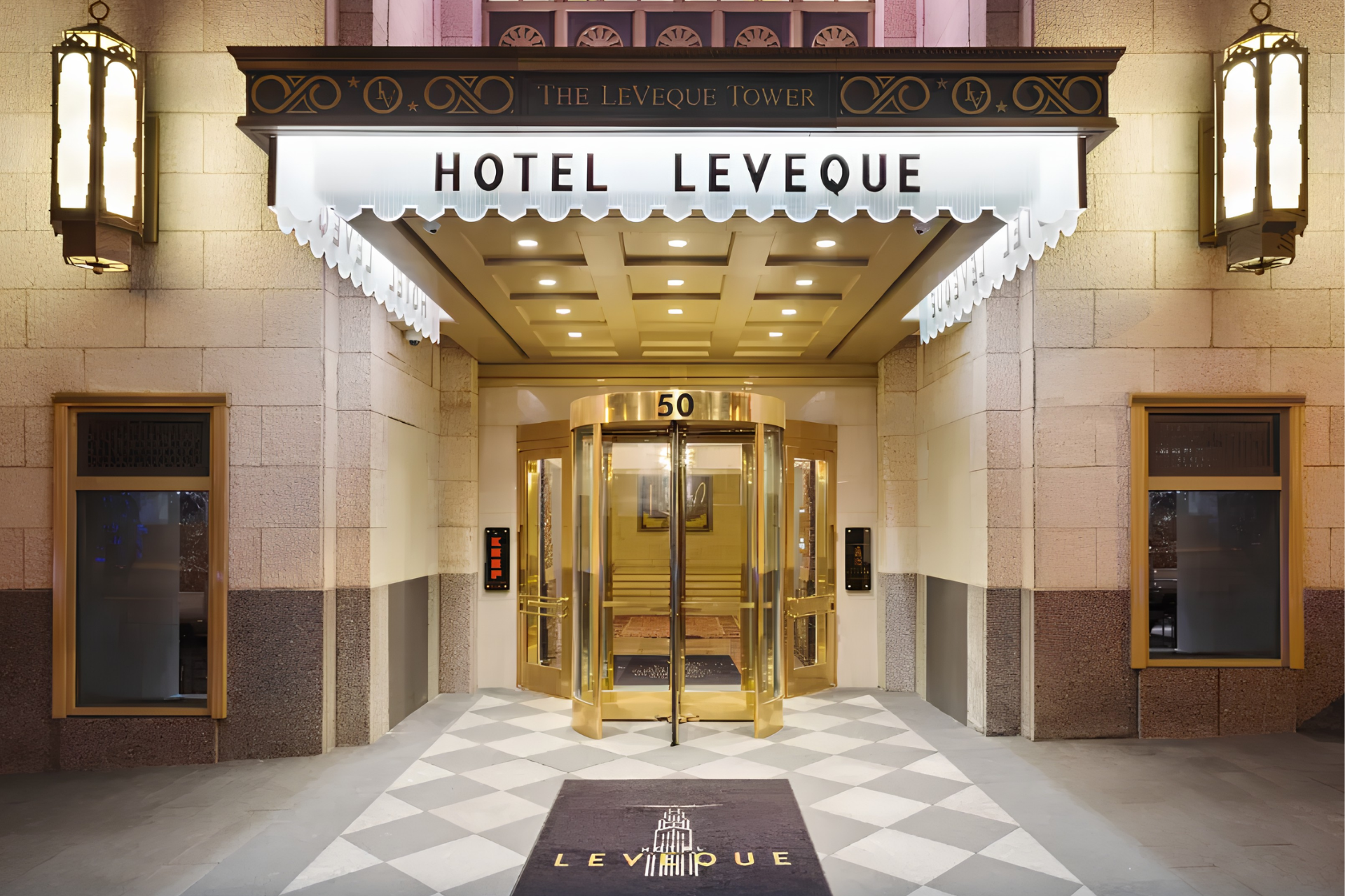 Book Hotel LeVeque, Columbus, Ohio