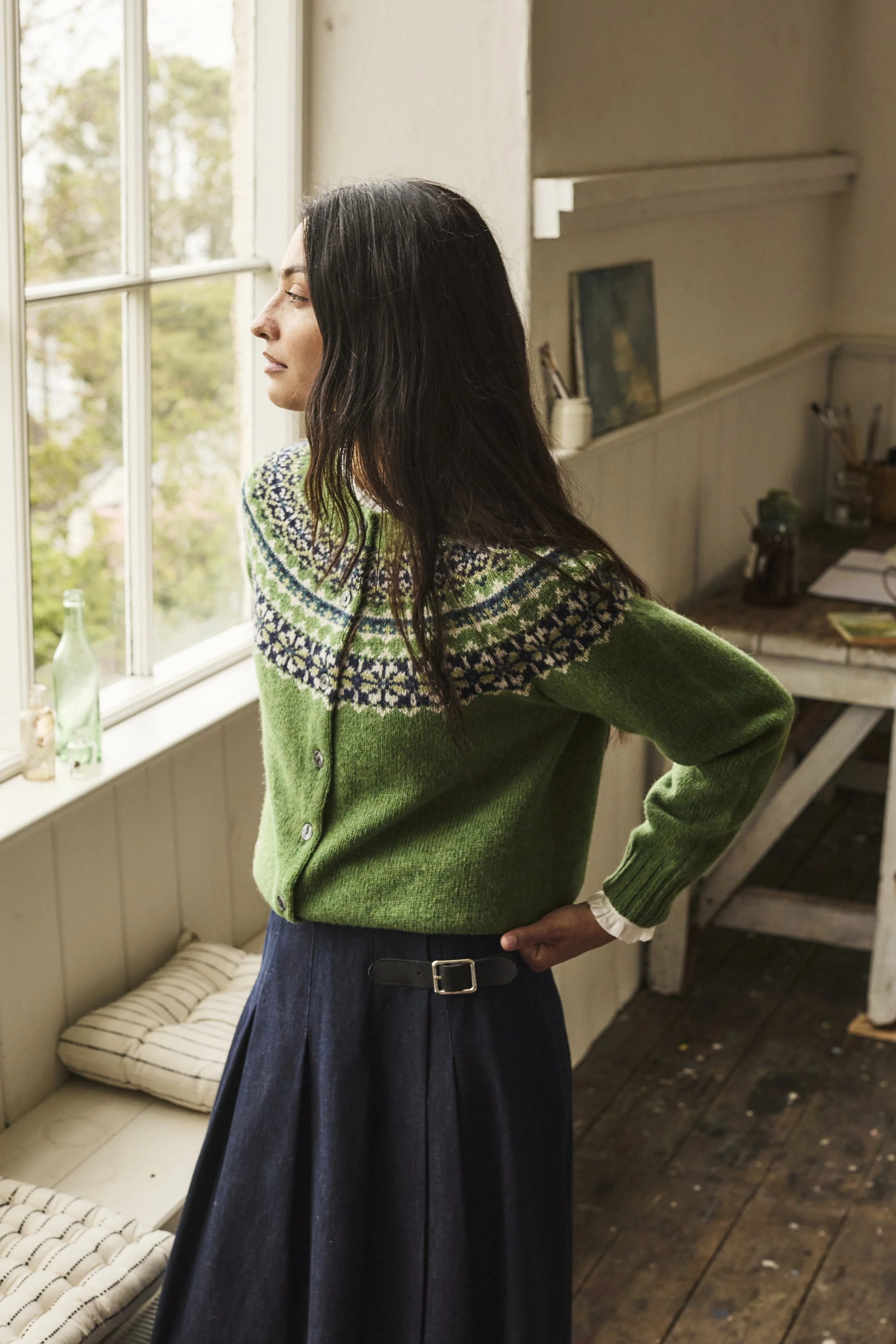 HIGHLANDS_CREW_NECK_CARDIGAN_FERN_GREEN_054.jpg