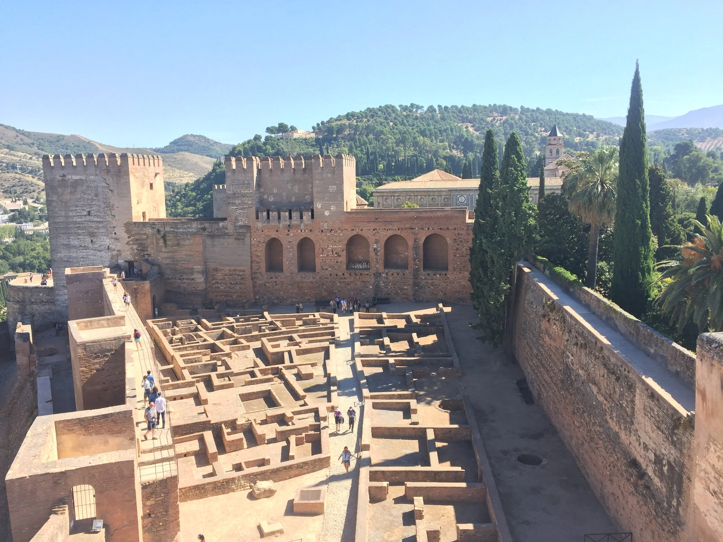 Alhambra_walls.JPG