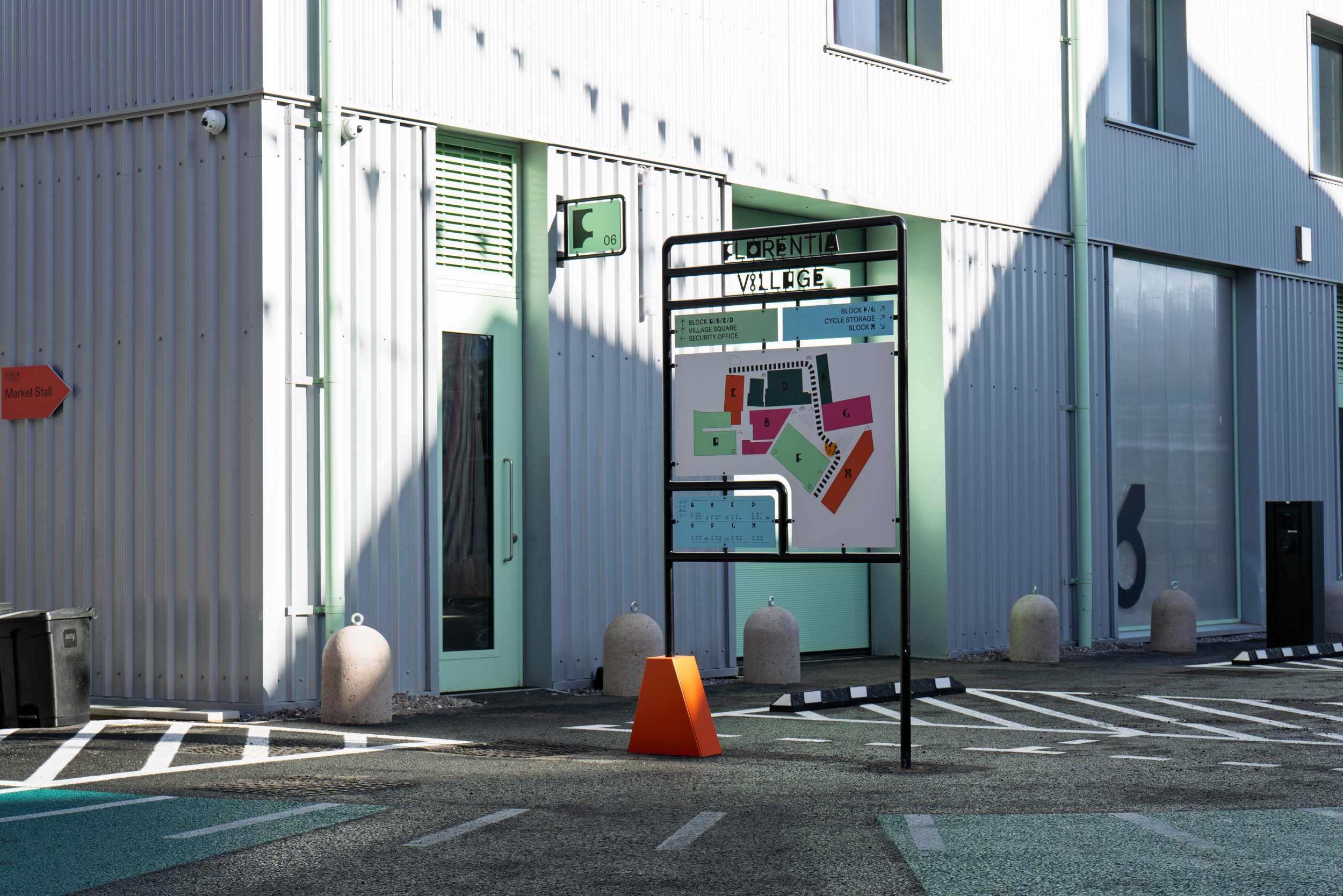 FlorentiaVillage_Wayfinding.jpg