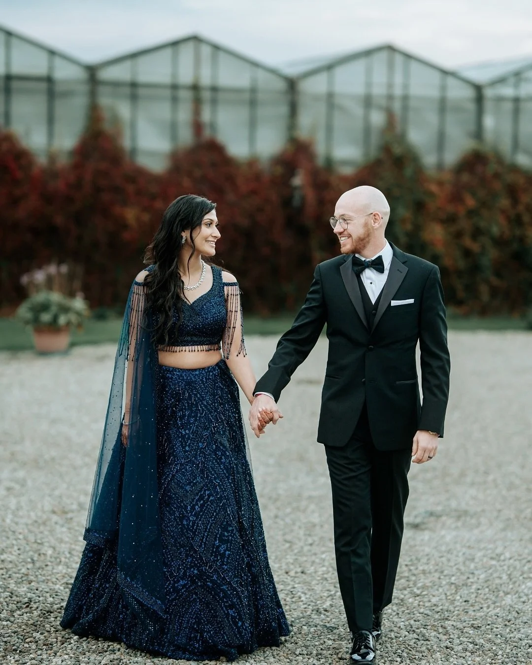 Hena and Thomas’s wedding reception at Gardens of Amsterdam was truly a day to remember! Every moment was filled with joy, and the memories will last forever. 
Photo & Video - @kat_films 
Venue - @thegardenofamsterdam 
Wedding planner - @c