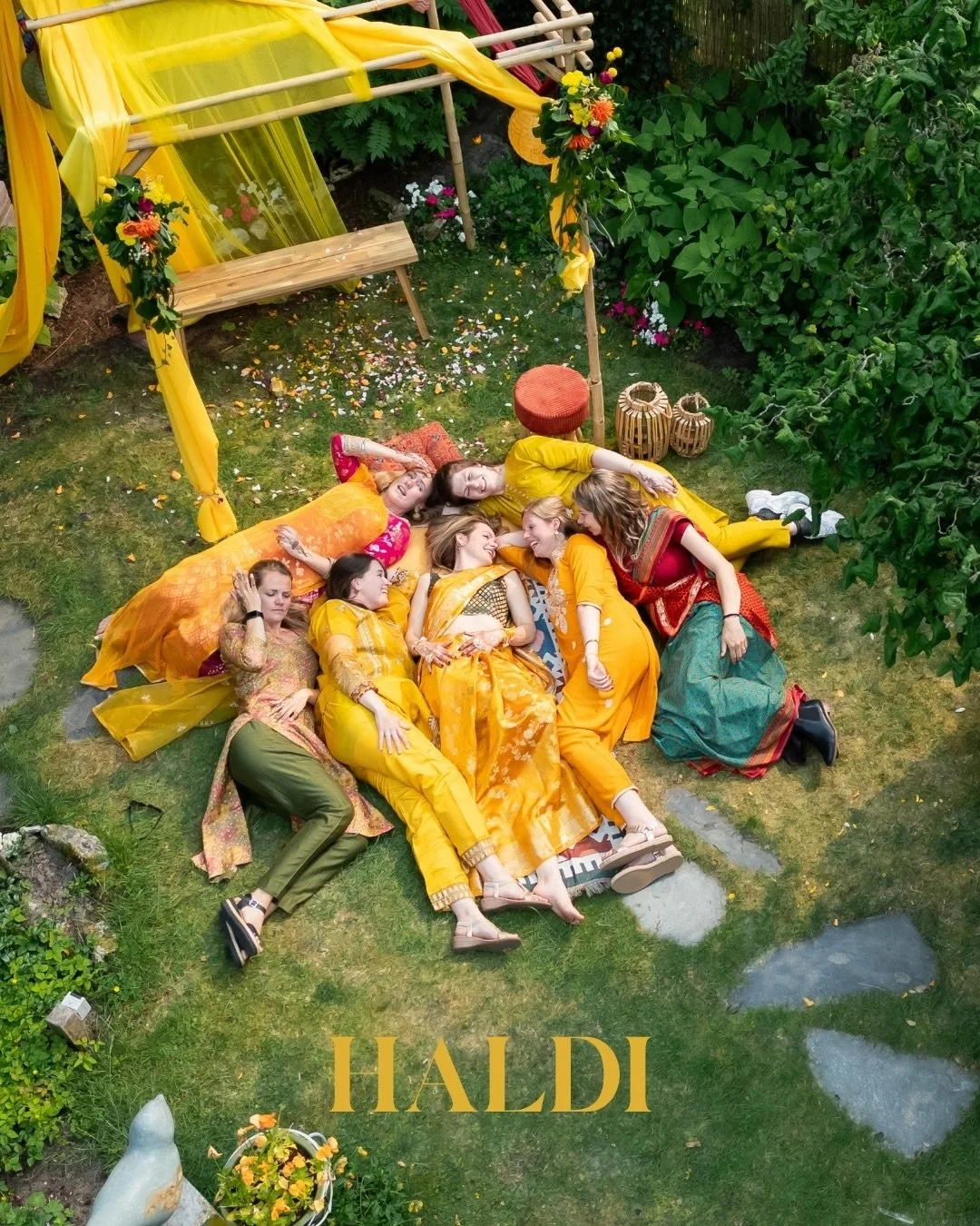 Two cultures, Haldi hues, loud laughs, and a whole lot of love. 
Hardik &amp; Rosan&rsquo;s India Dutch haldi celebration at the bride&rsquo;s family home was joyful, messy, and full of heart &mdash; exactly how it should be.

Photography - @kat_film