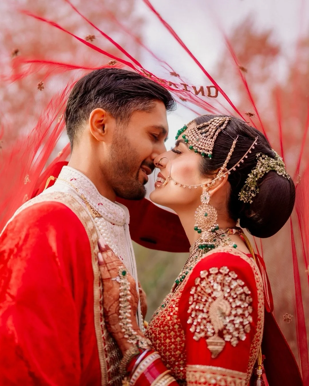 A few favourites from Dimpel &amp; Arvind&rsquo;s beautiful Indian wedding. 

From the energy of the Punjabi celebrations to the warmth of the Hindoestani traditions, the wedding was packed with love, emotions, and good vibes.
A beautiful reminder th