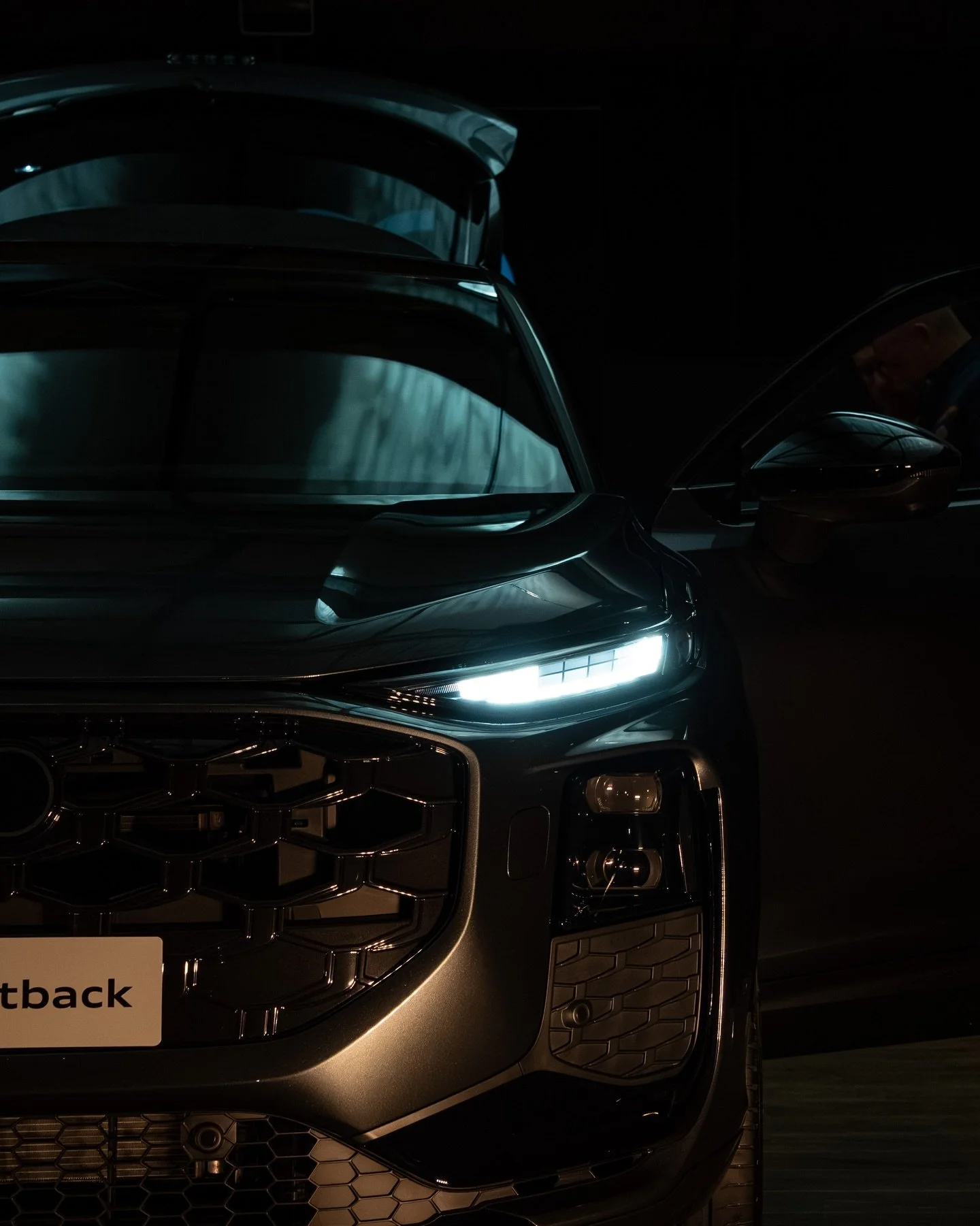 Avec Splach, sublimez vos &eacute;v&eacute;nements.
R&eacute;cemment, nous avons eu le plaisir d&rsquo;accompagner Audi lors de la pr&eacute;sentation de leur dernier mod&egrave;le Q3 sportback. Mis en valeur par @agence_move_id 
Merci &agrave; eux p