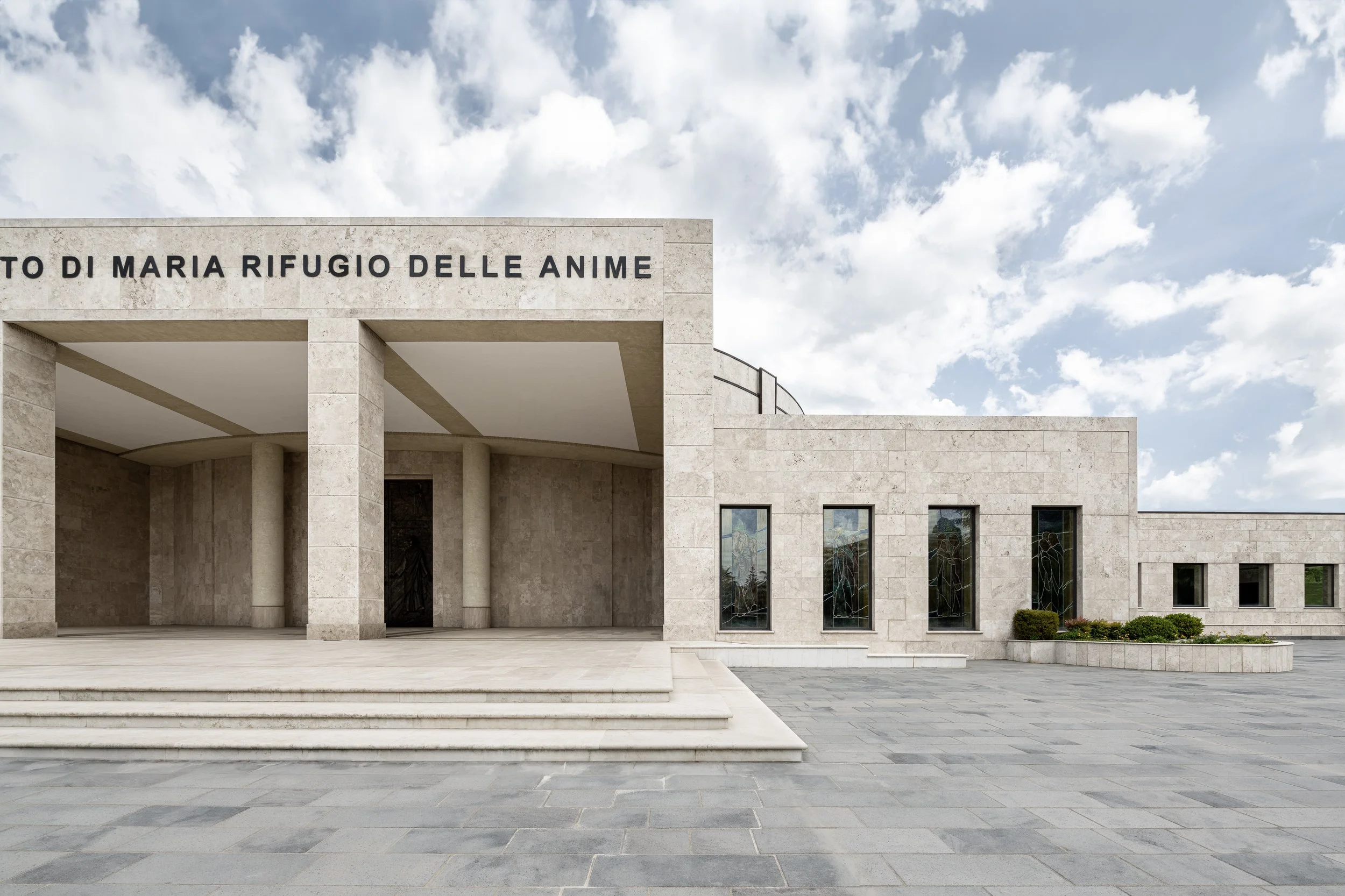 SANTUARIO PARAVATI - Reportage di architettura