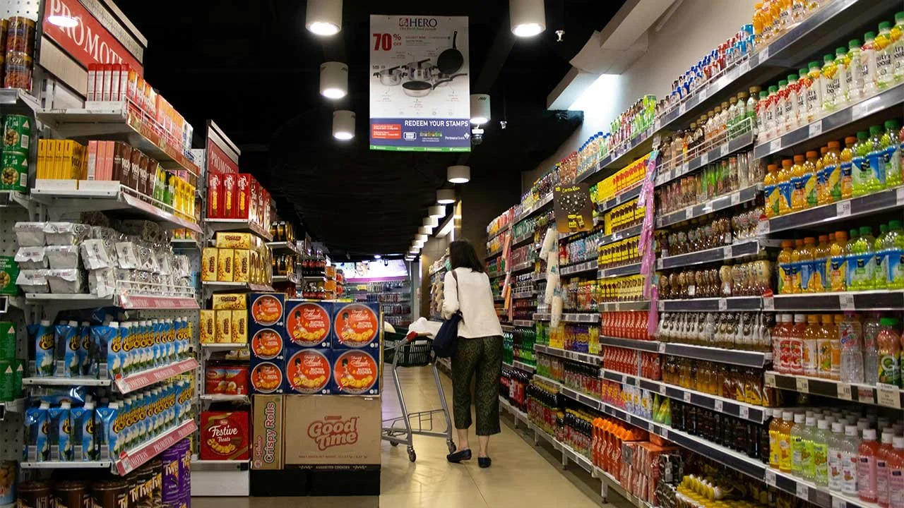 Single Broker Vs. Open Market: Which Liquidation Strategy Recovers More on Brand-Sensitive Overstock