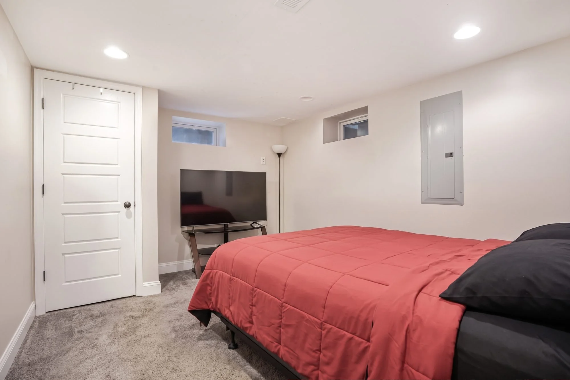 decluttered-07.jpg